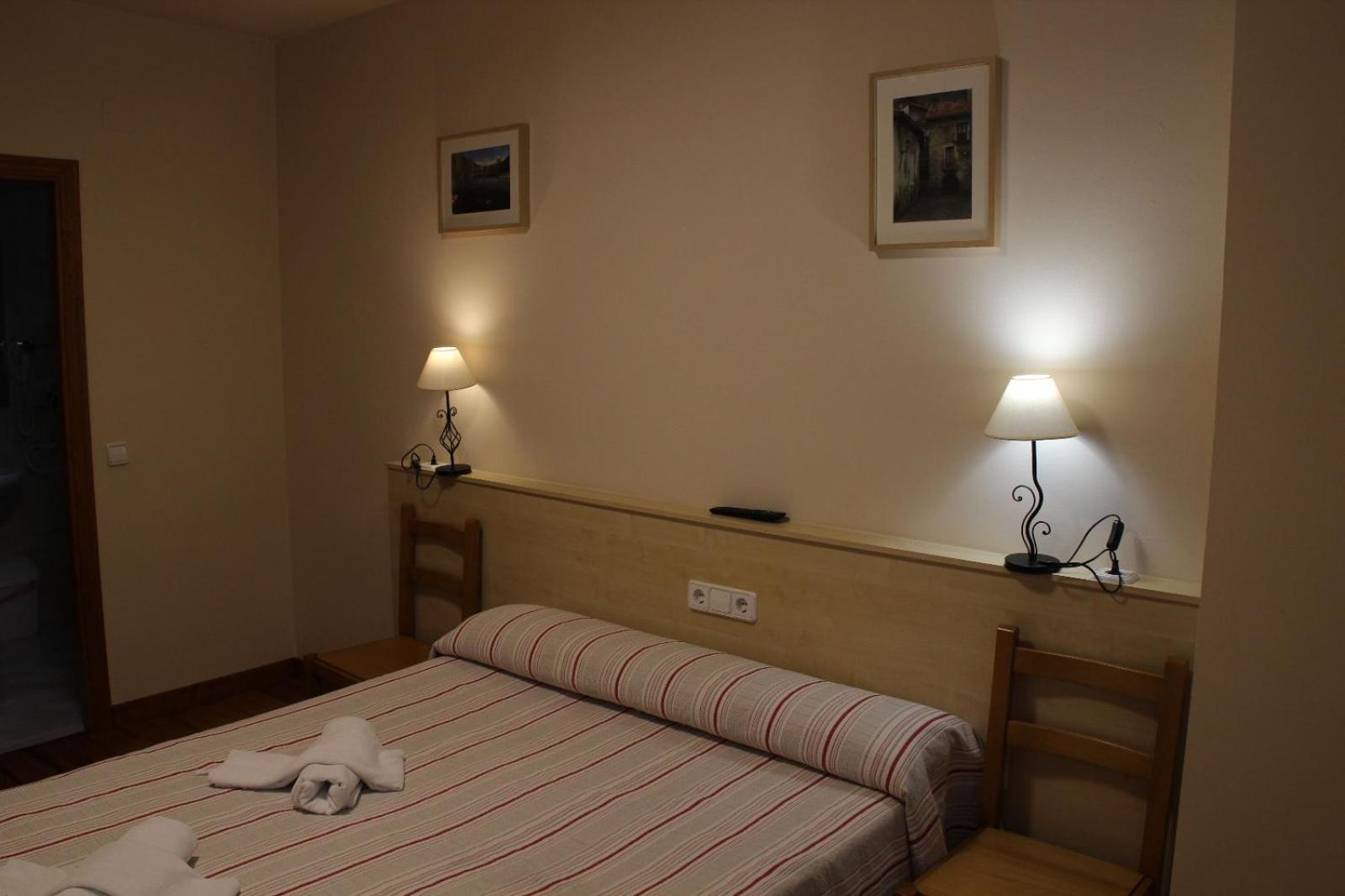 Habitación Estándar con Cama Queen