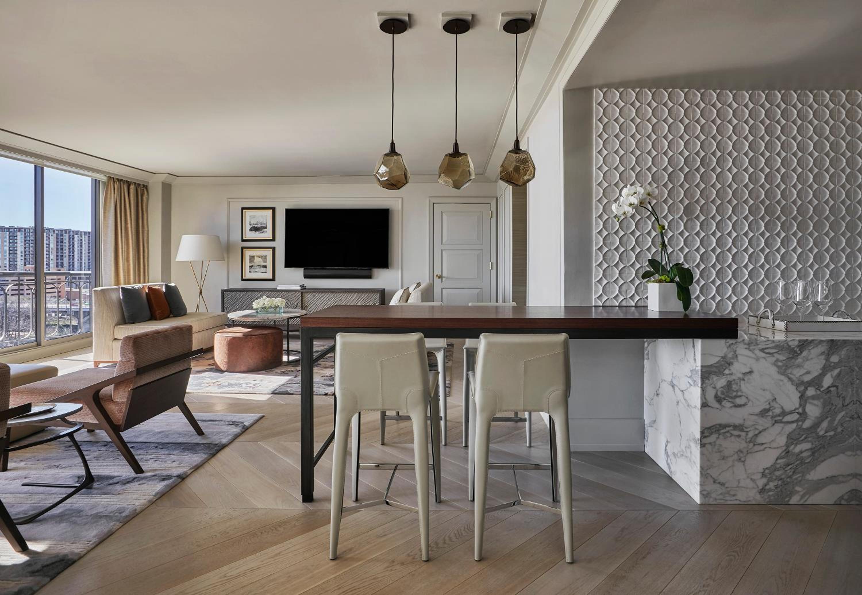 Governor Suite