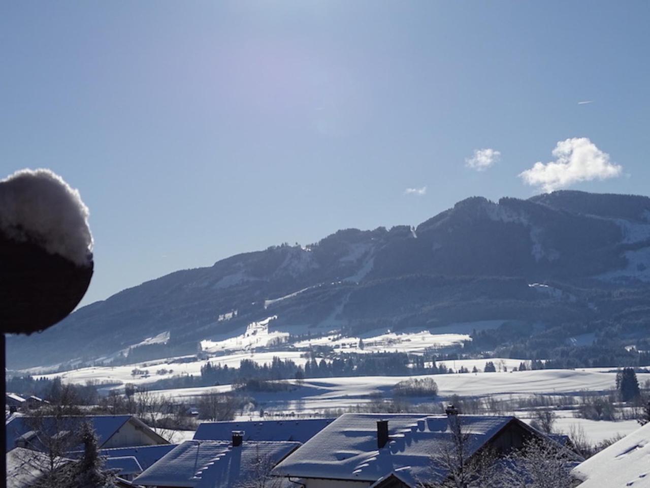 Studio Apartment with Mountain View photo 3