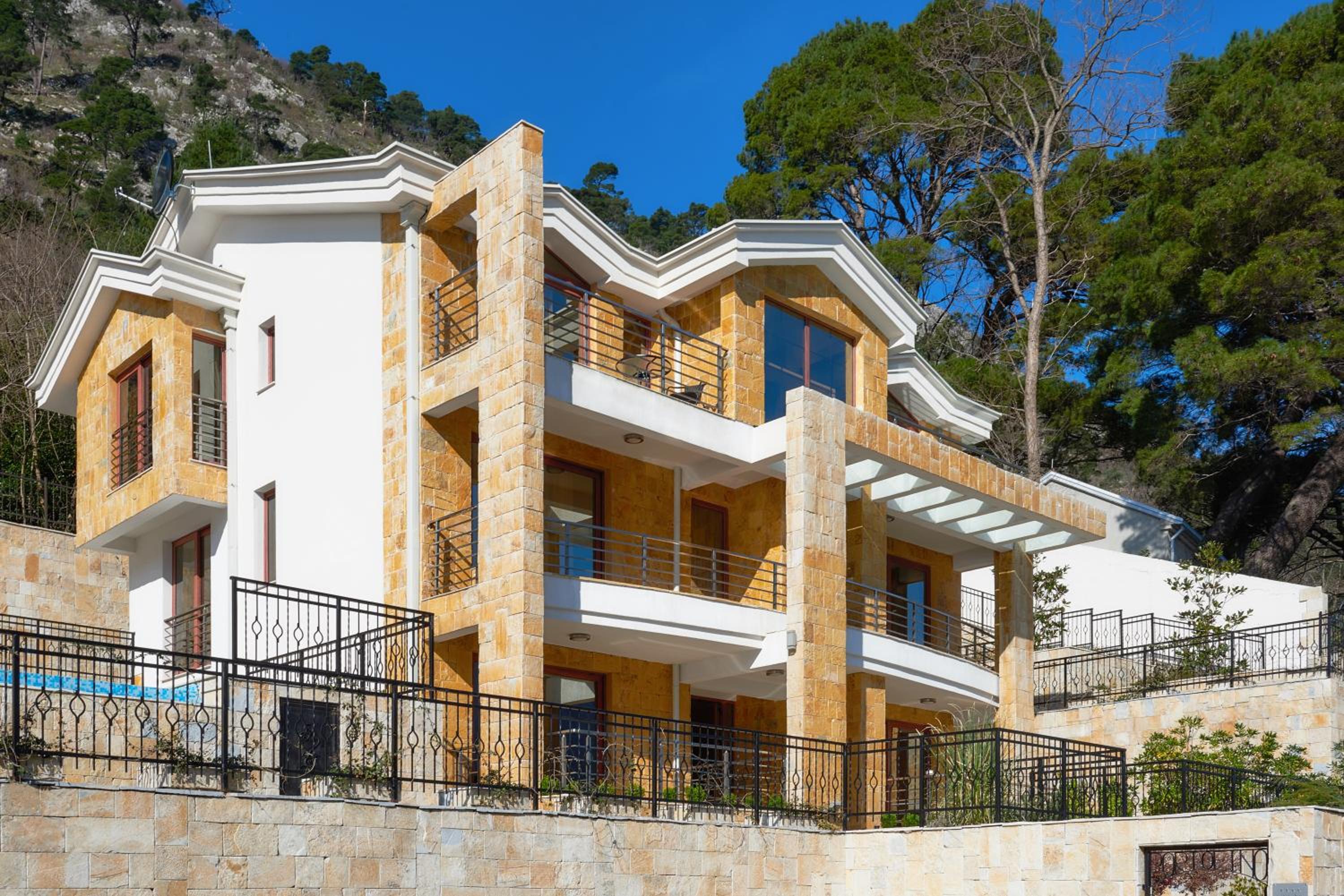 Apartment with Sea View photo 2