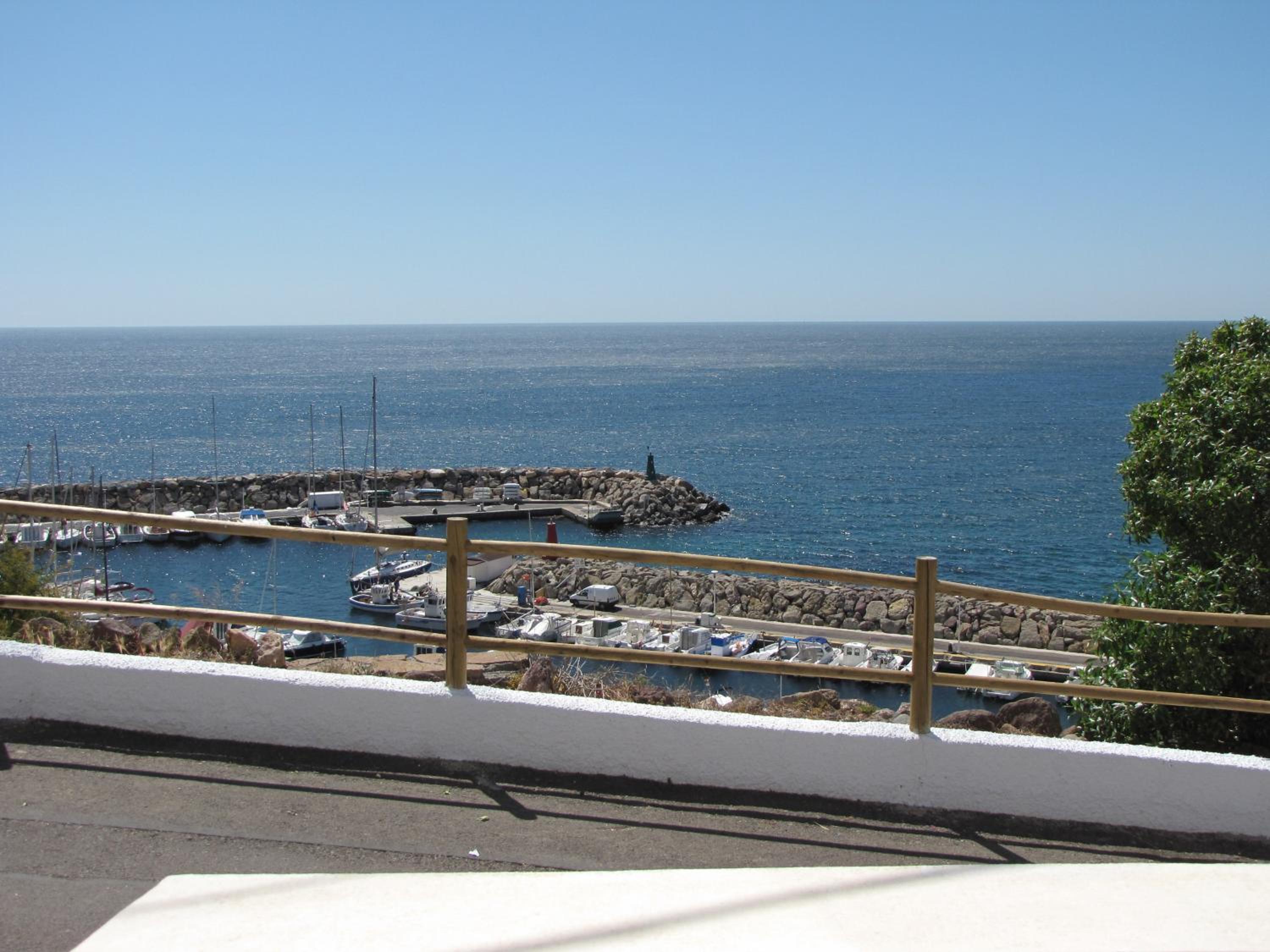 Twin Room with Sea View photo 3