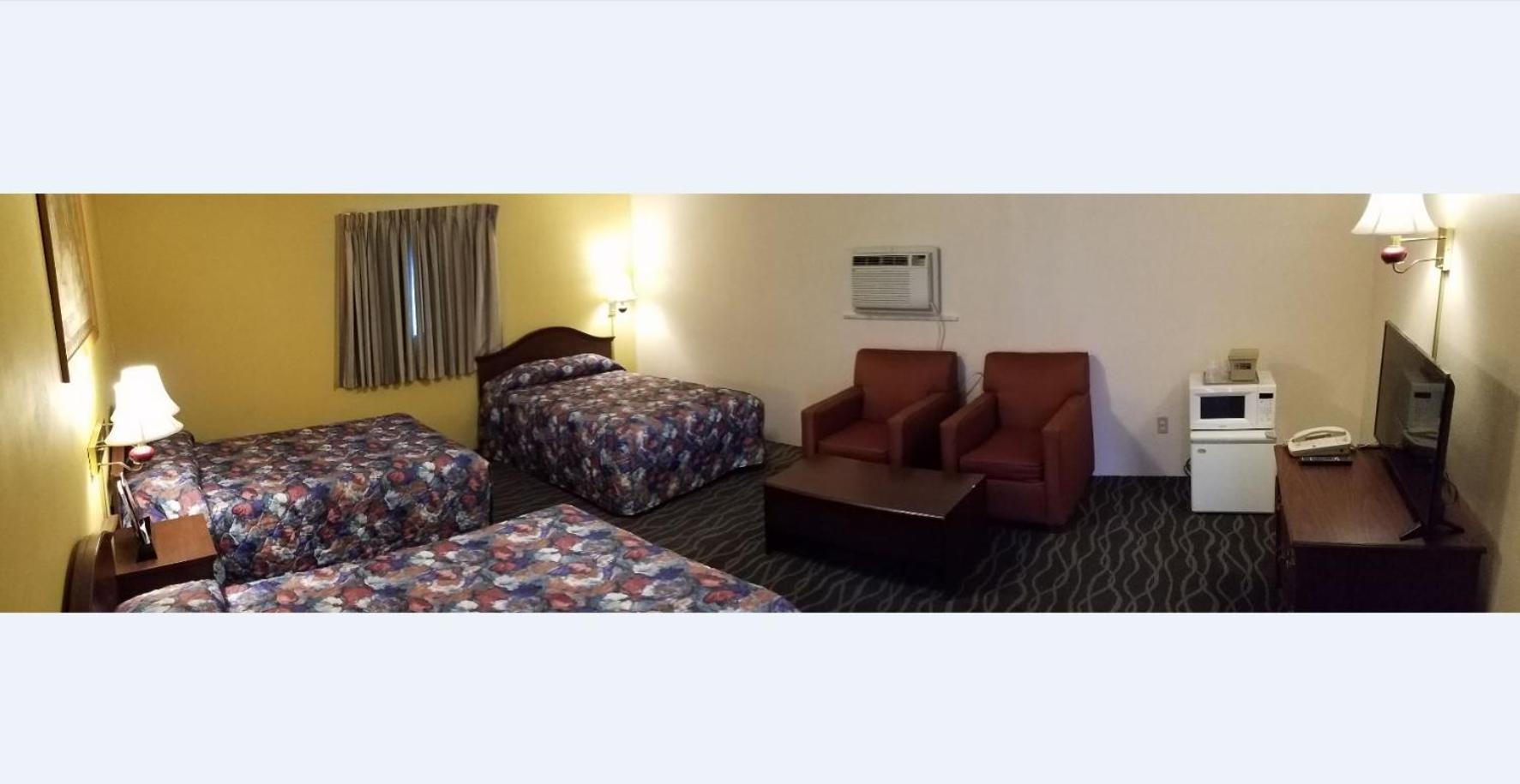 Basic Triple Room photo 1