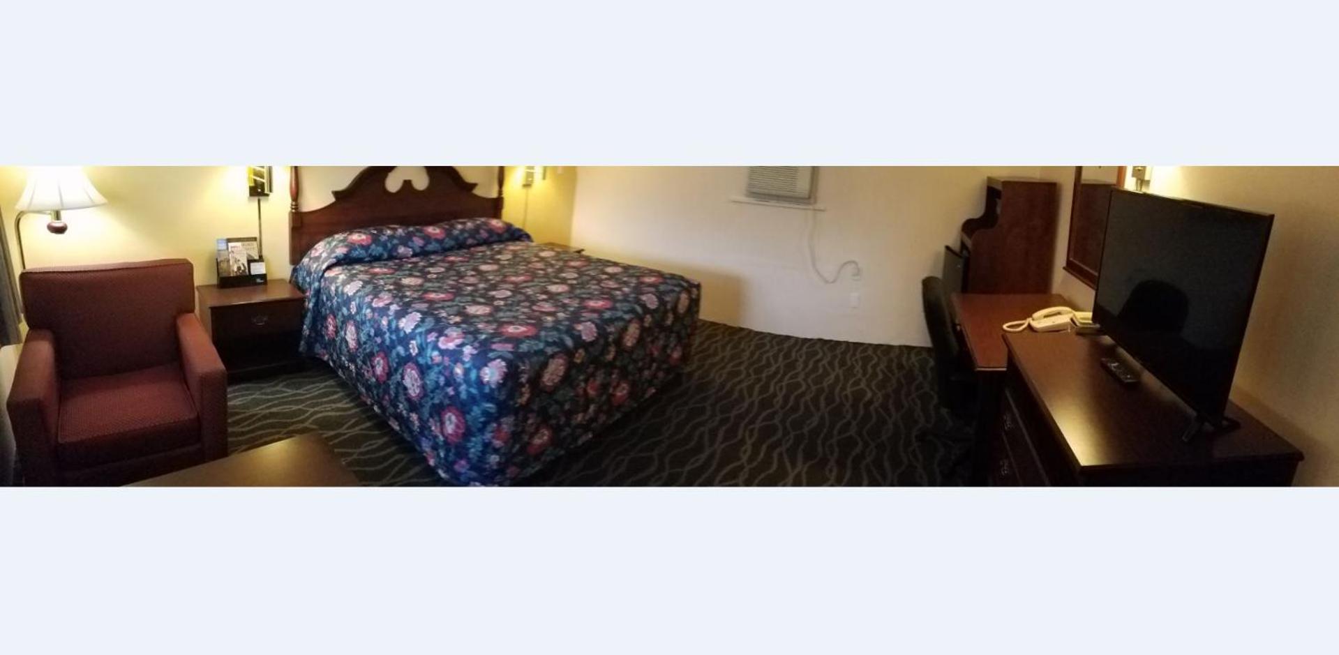 King Room - Non-Smoking photo 1