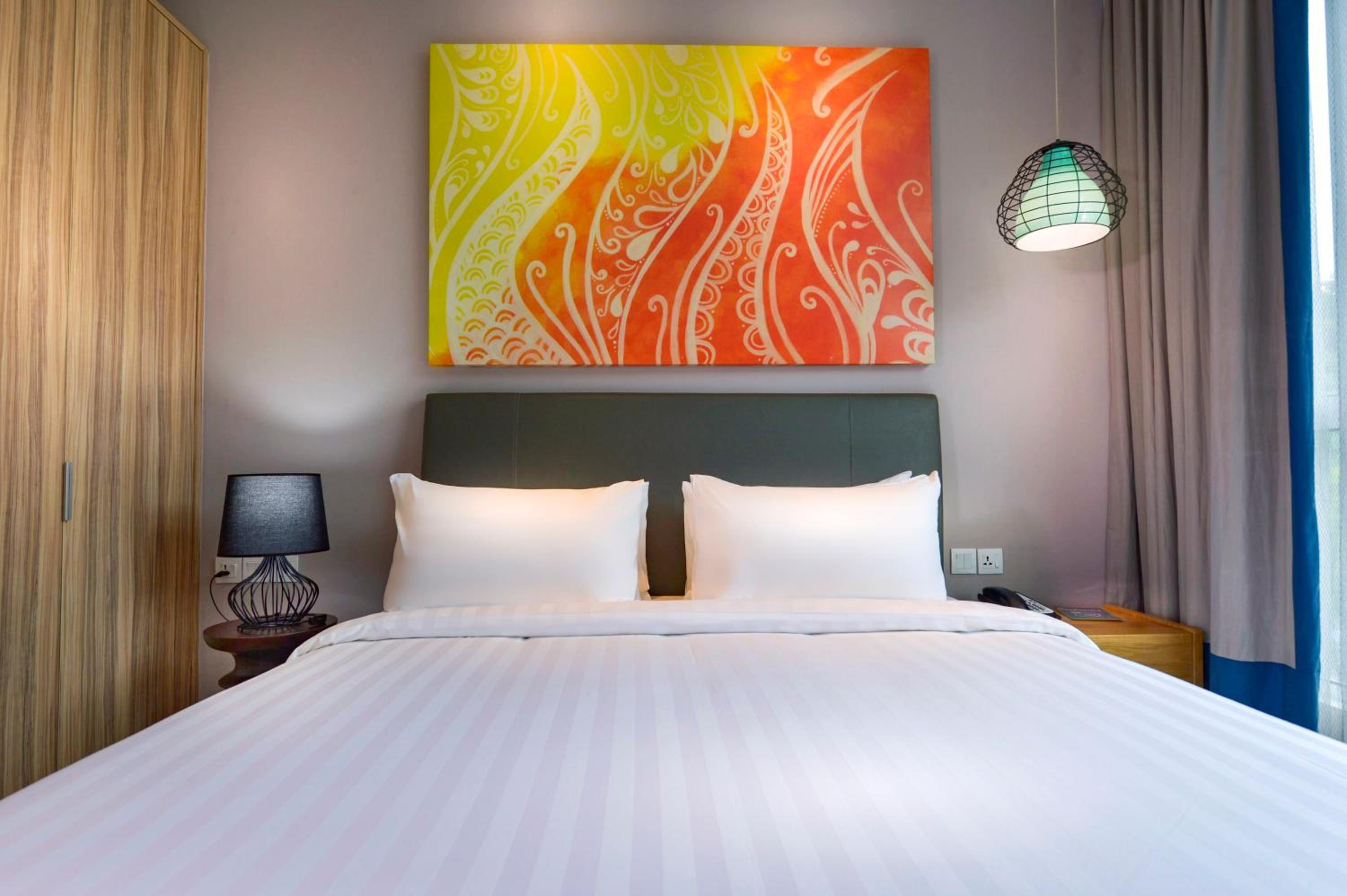 Superior King Room with Garden View