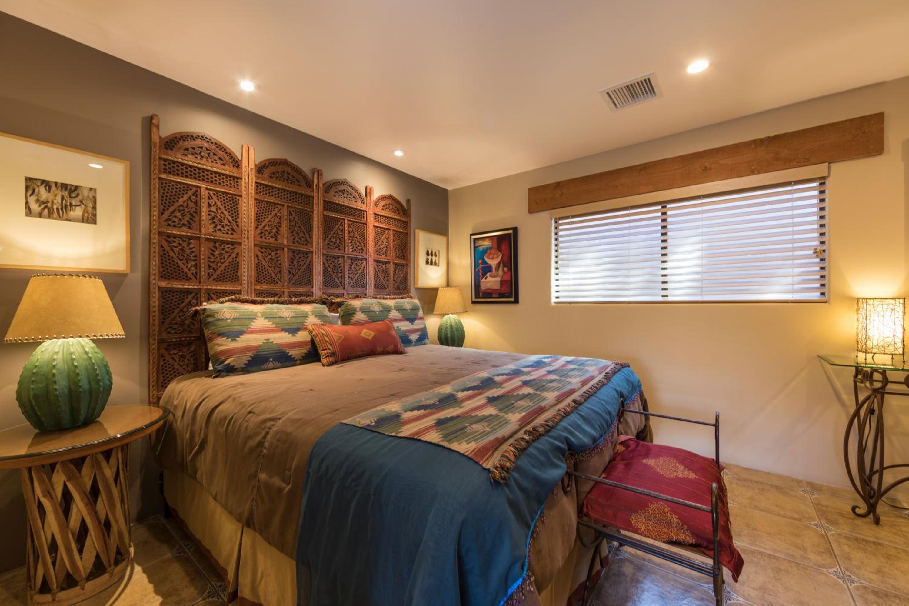 Suite with Mountain View - Photo 9