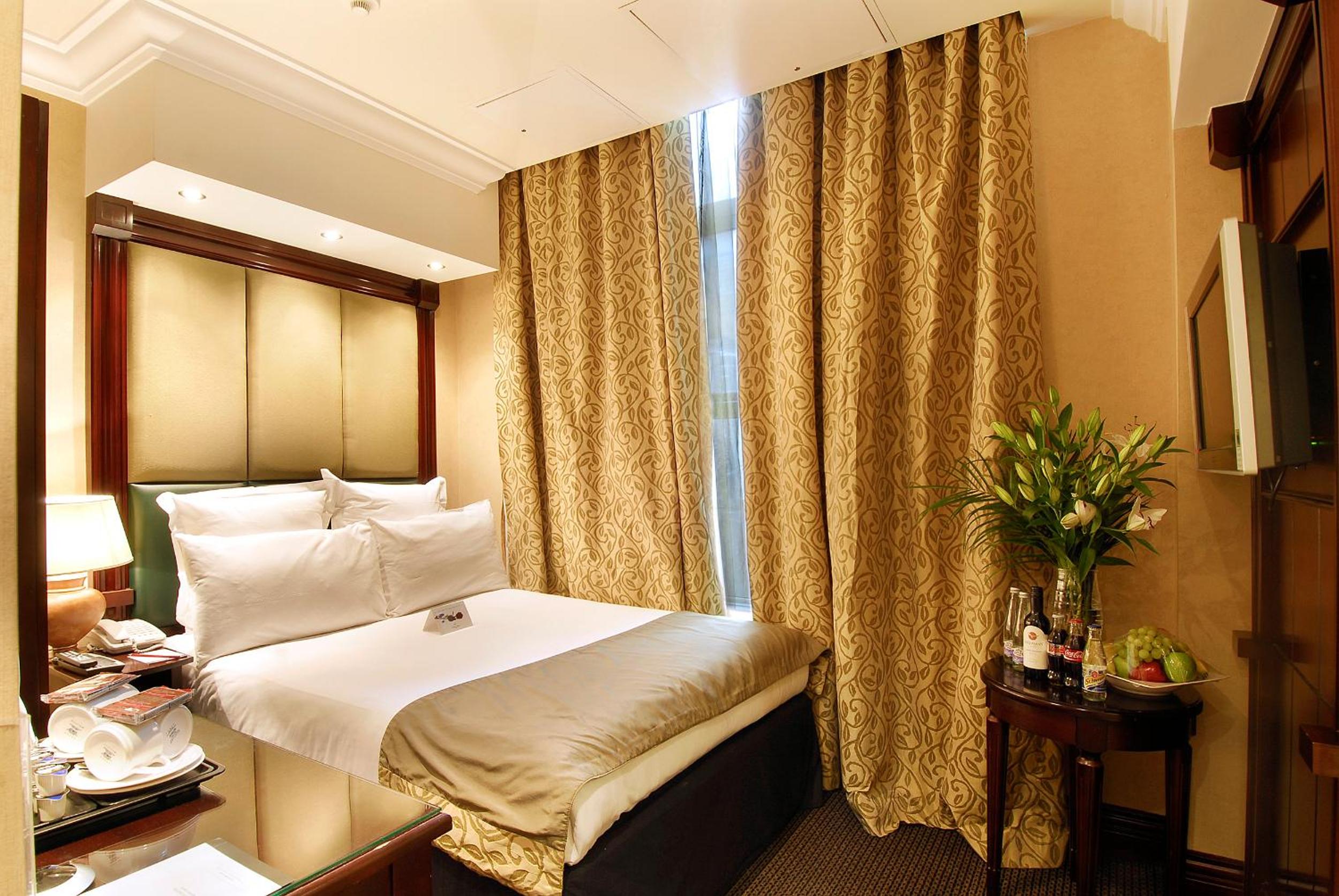 Deluxe Double Room photo 2