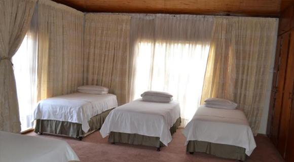 Deluxe Family Room - Photo 3