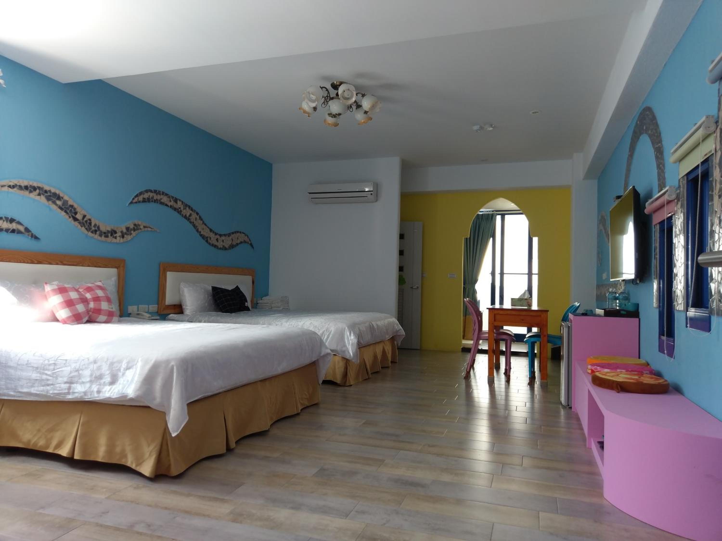 Deluxe Queen Room with Two Queen Beds