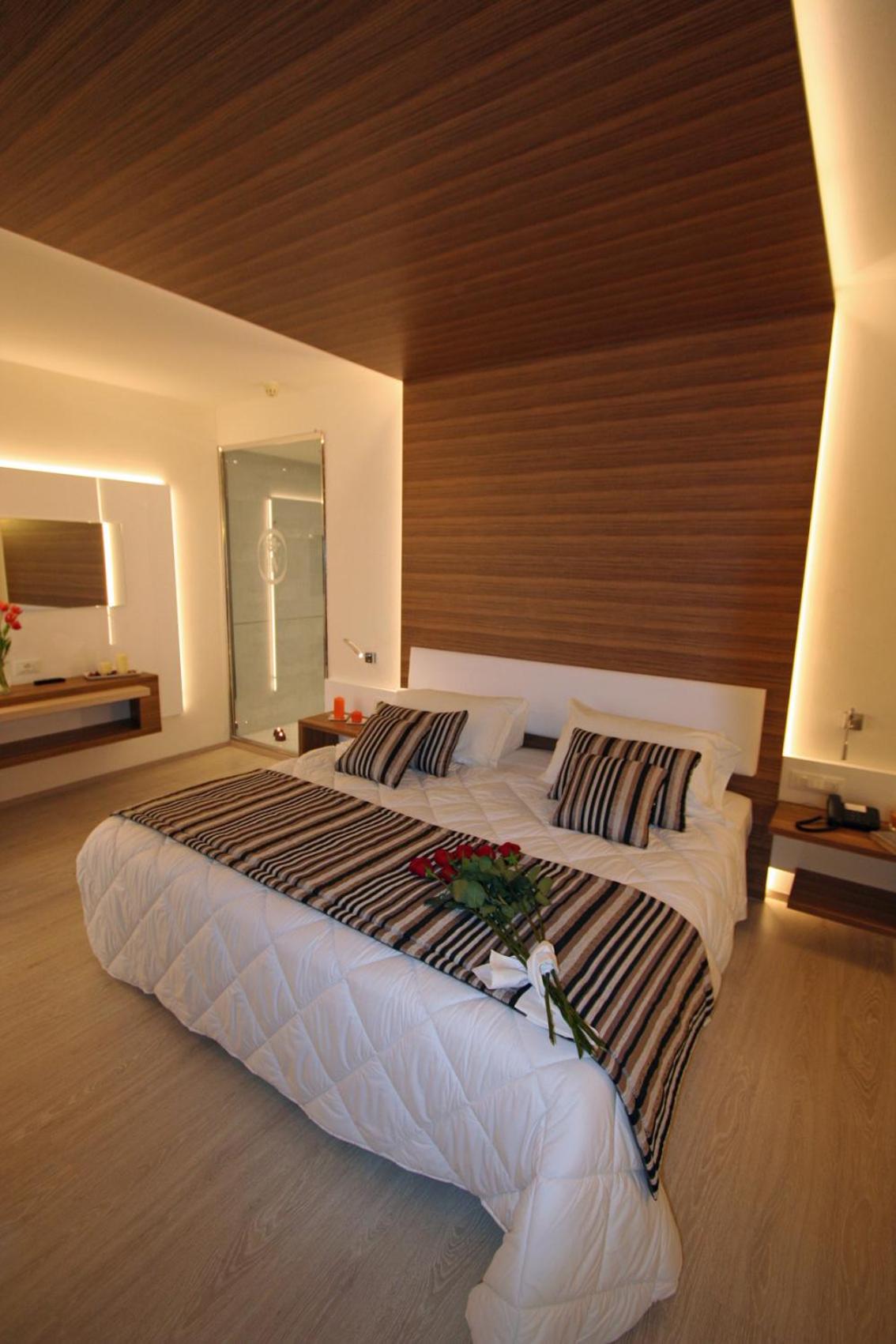 Executive Double Room - Photo 2