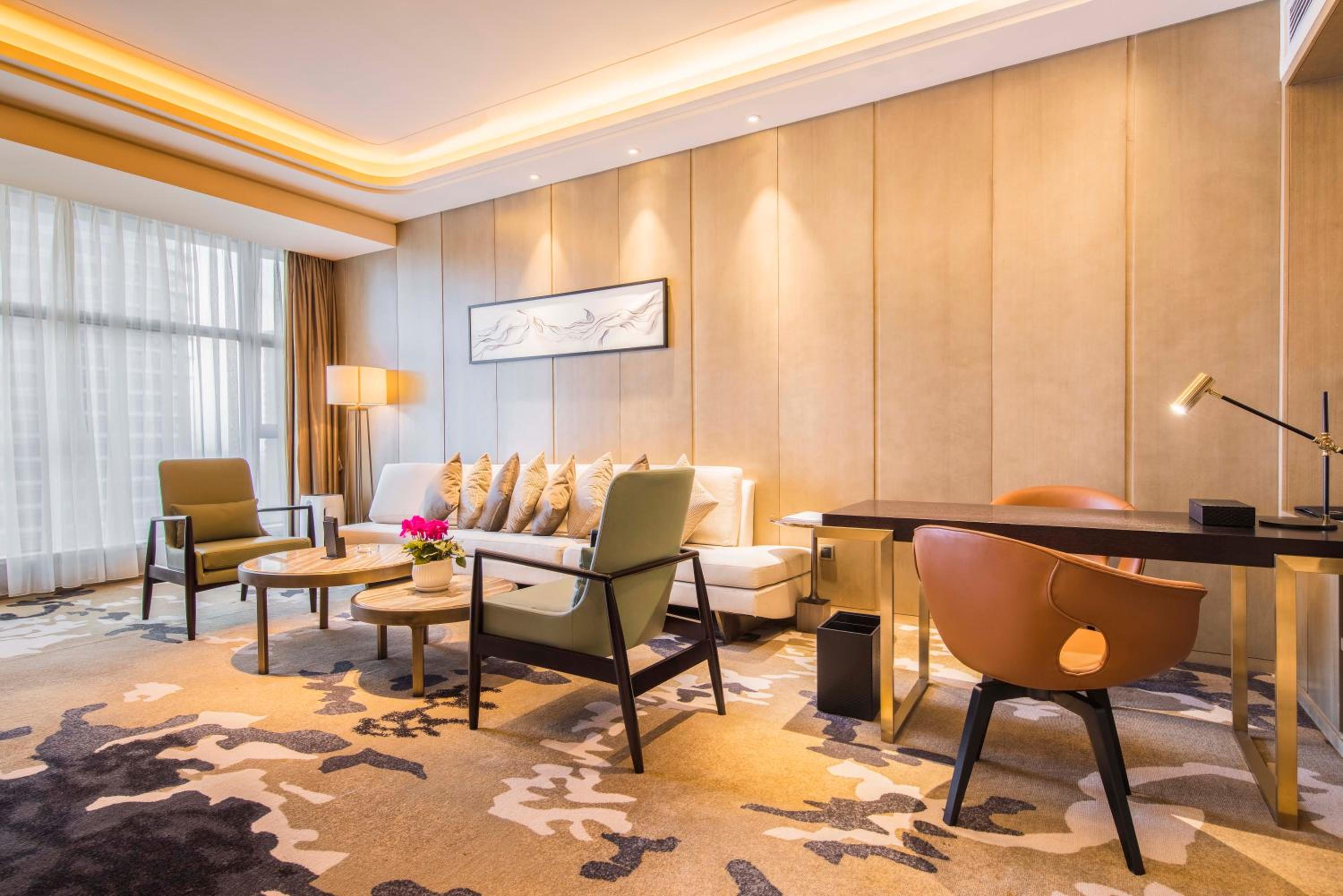 Grand Deluxe Suite