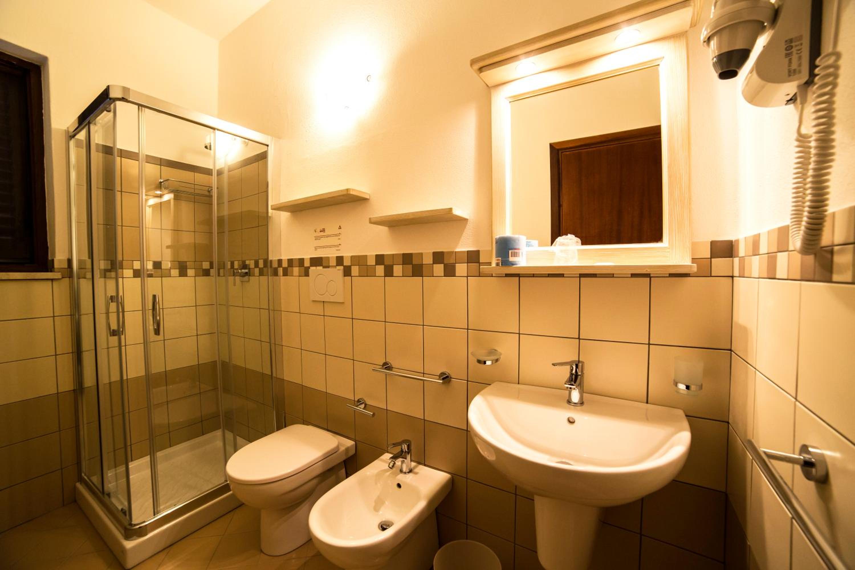 Triple Room - Photo 2