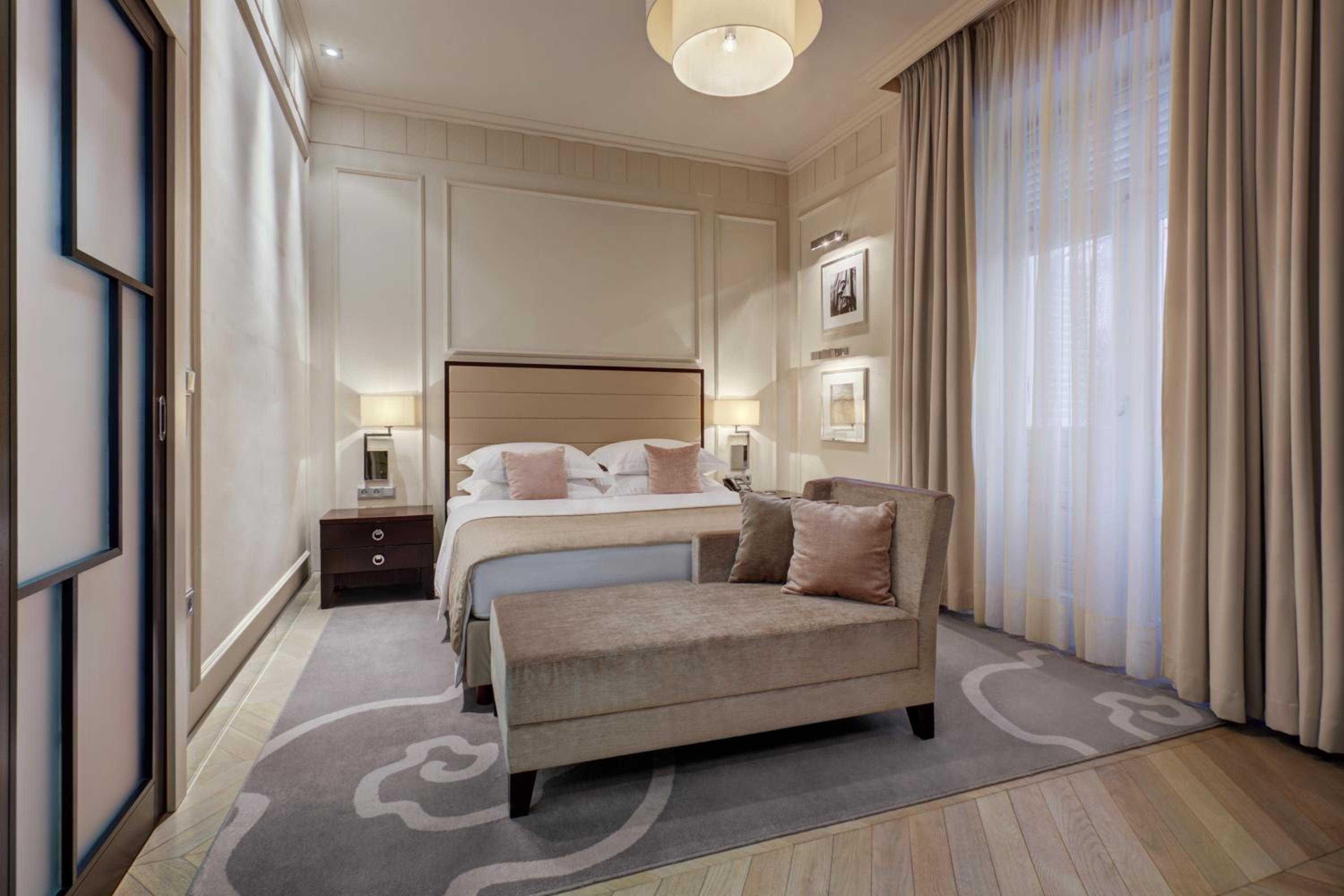 Presidential Suite photo 1