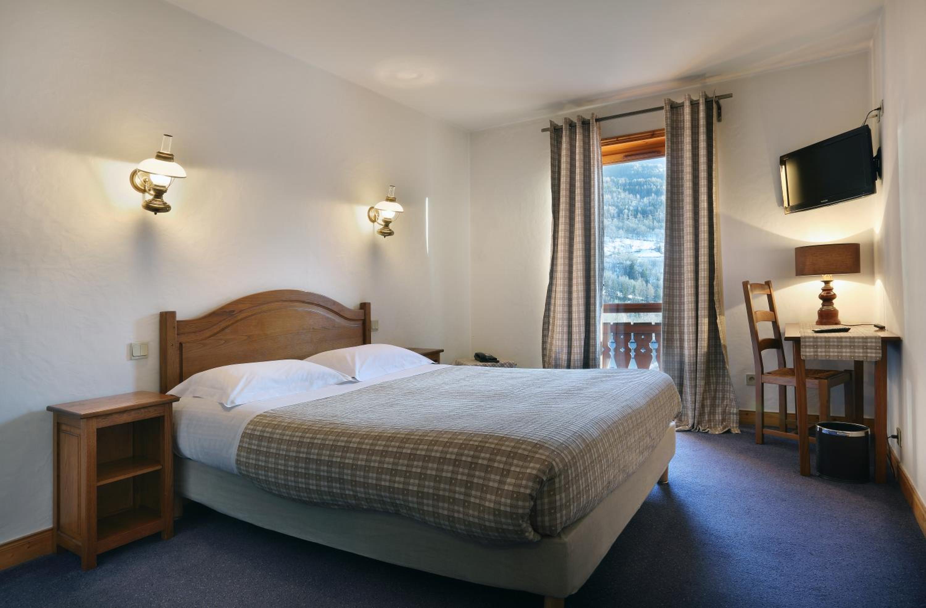 Double Room with Balcony photo 3