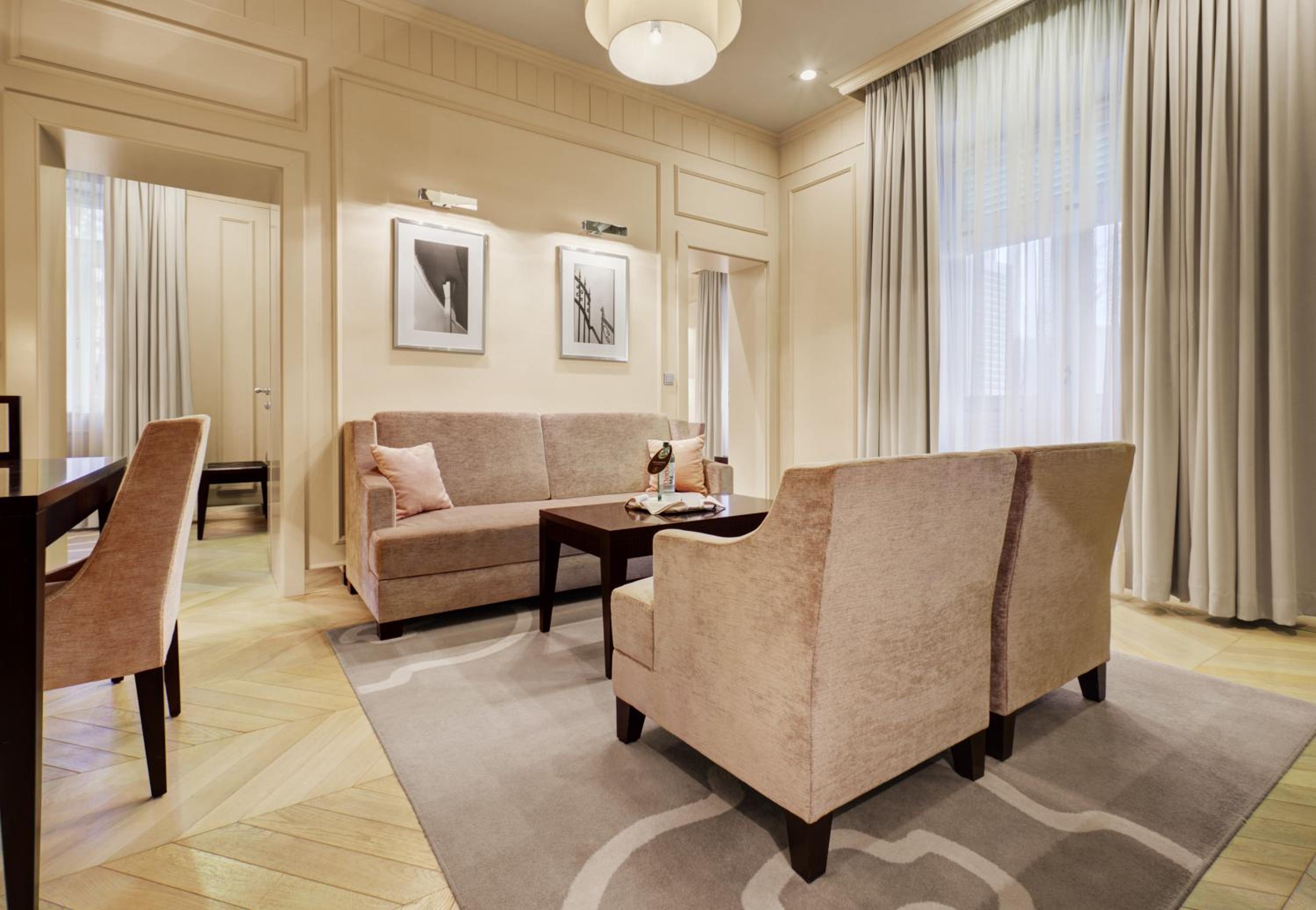Family Suite photo 3