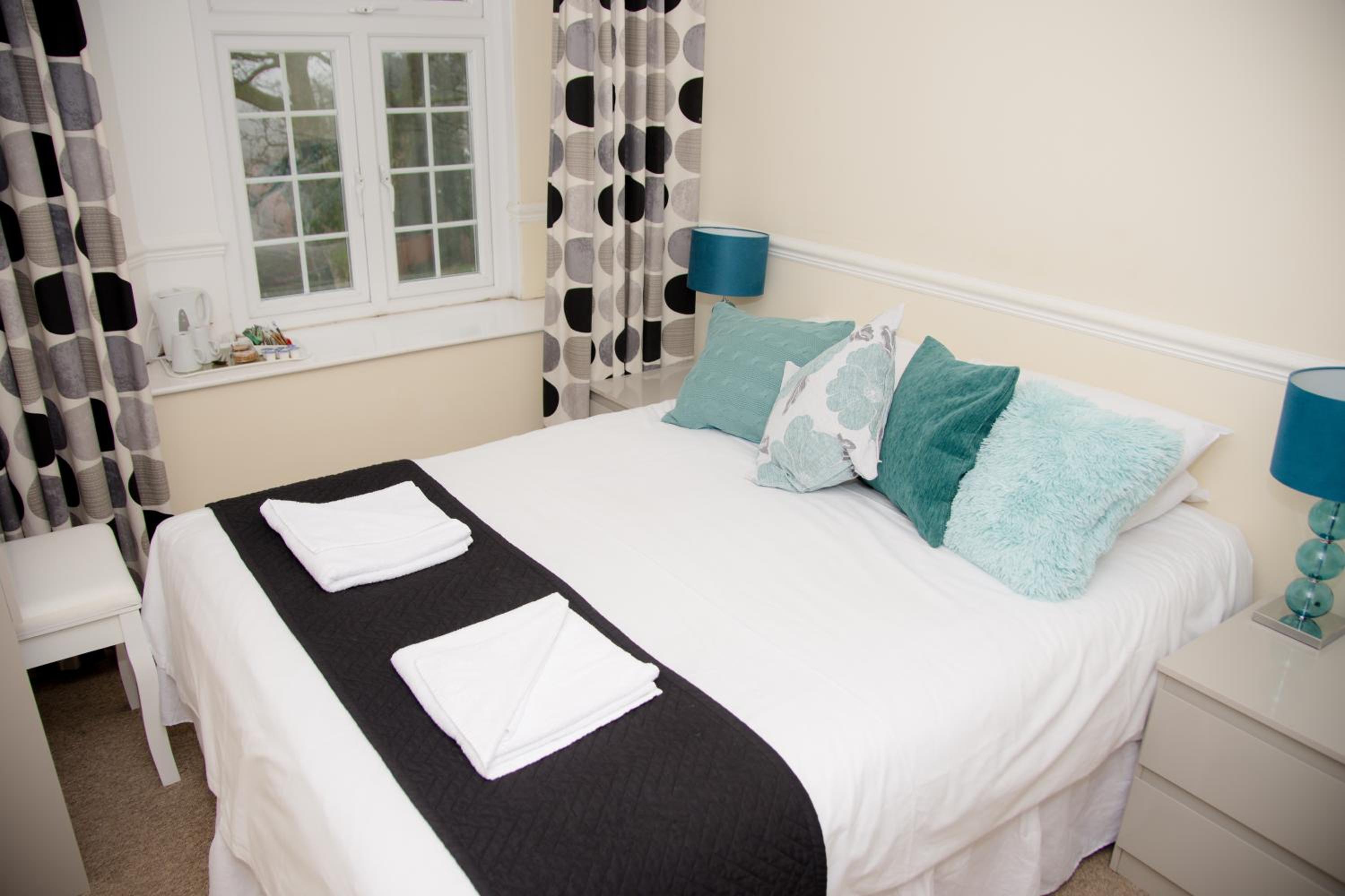 Double Room - Photo 2