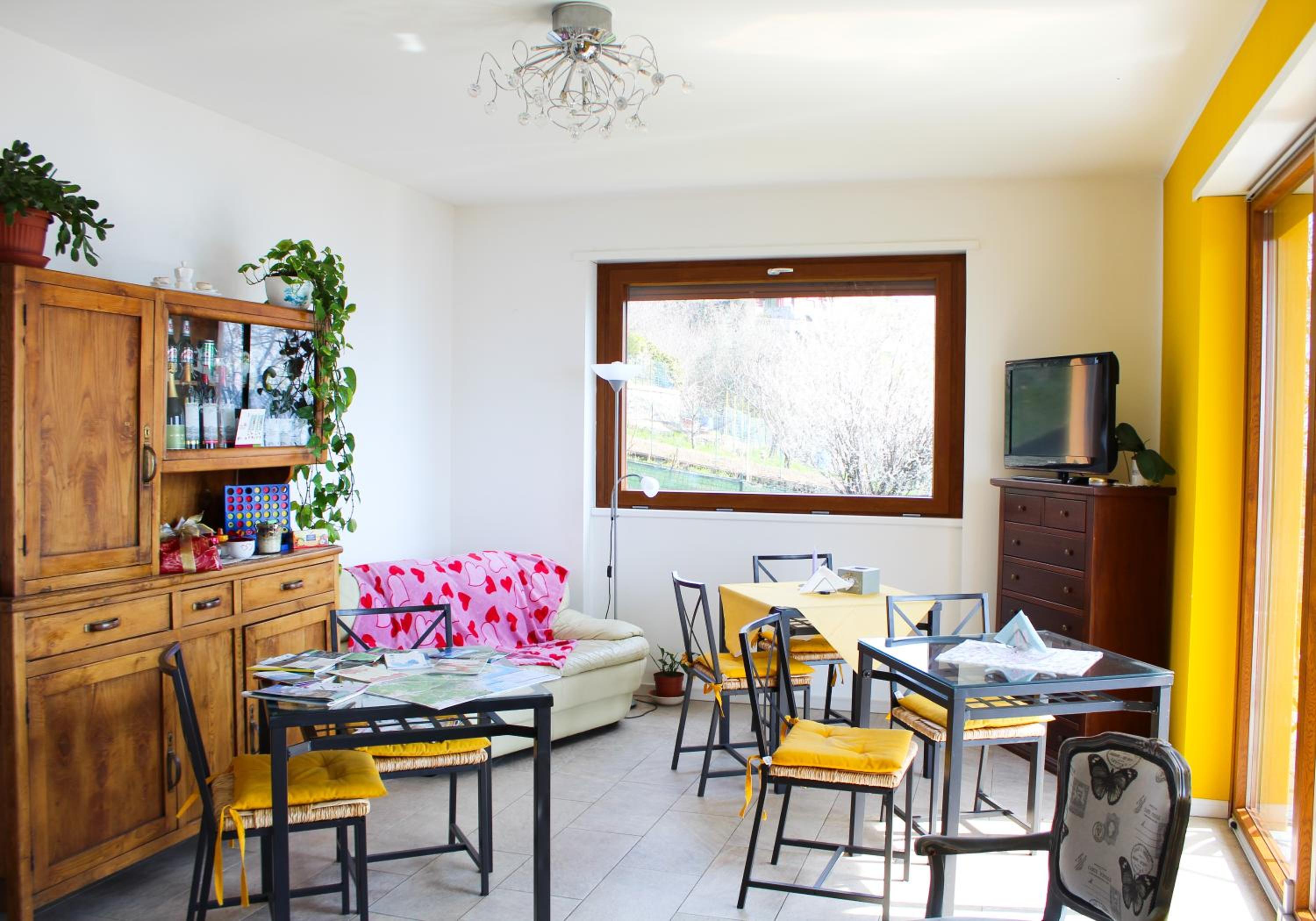 Apartment with View and Balcony - Photo 16
