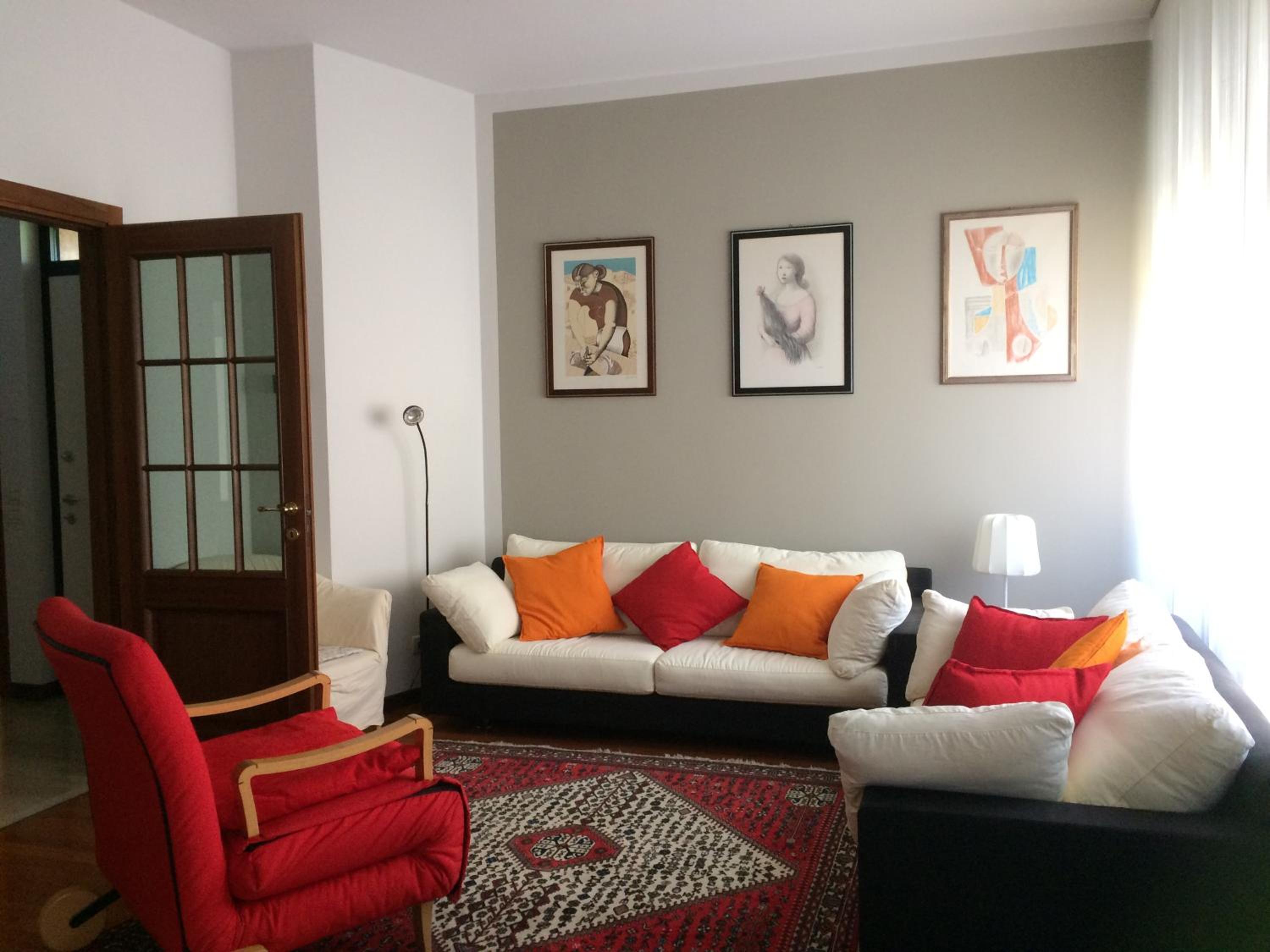 Villa photo 1