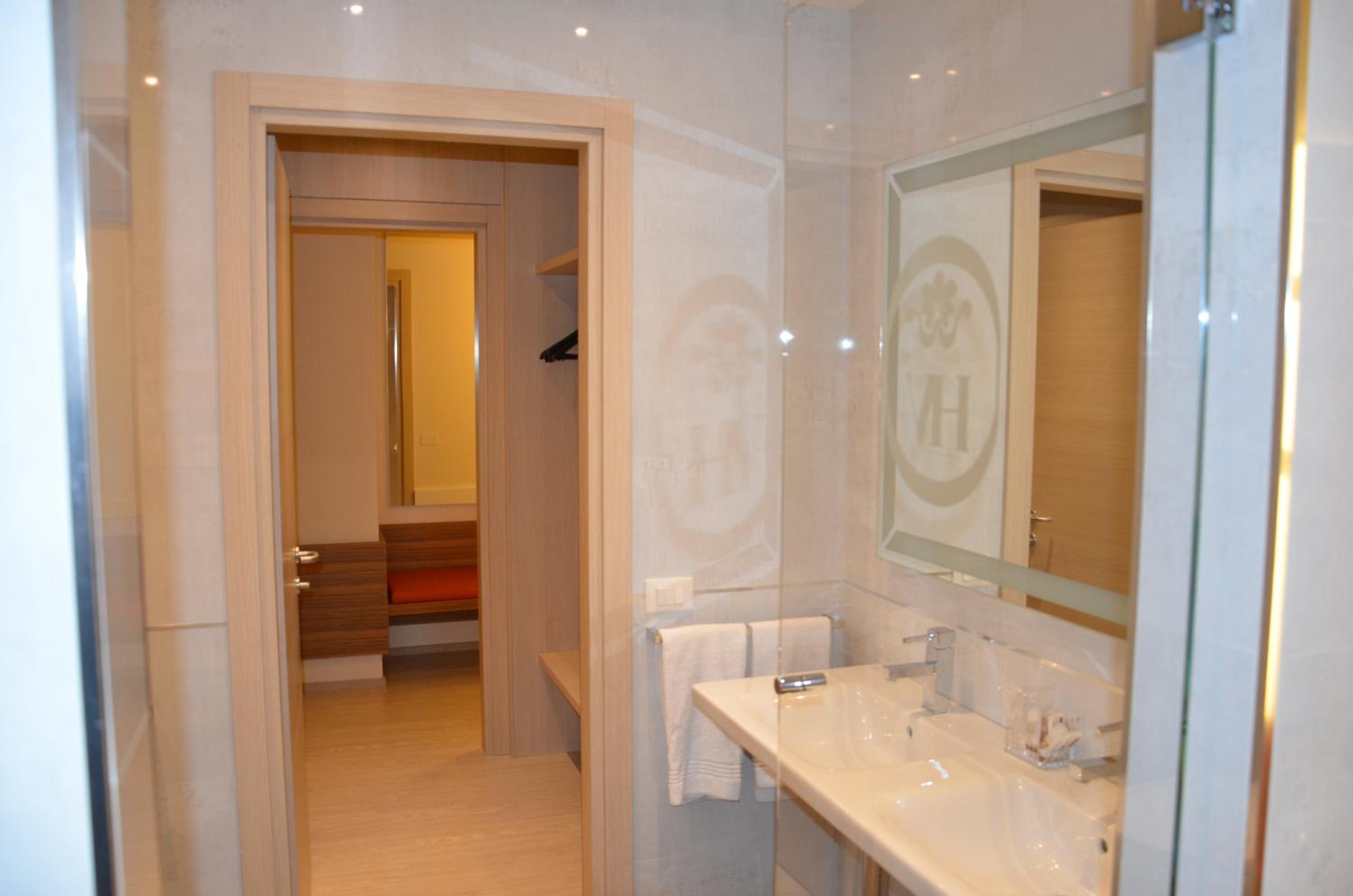 Executive Double Room - Photo 4