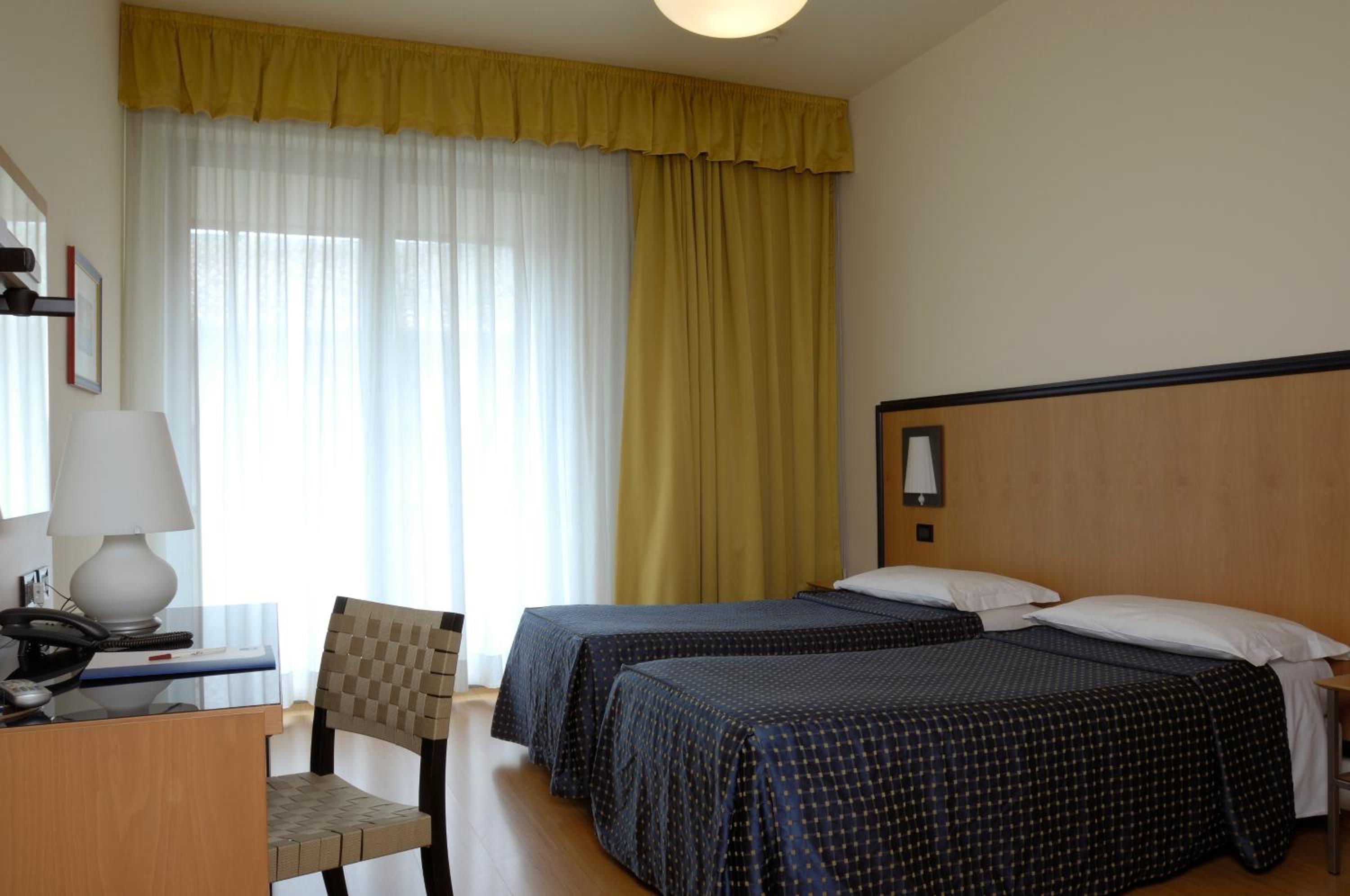 Double or Twin Room - Photo 1