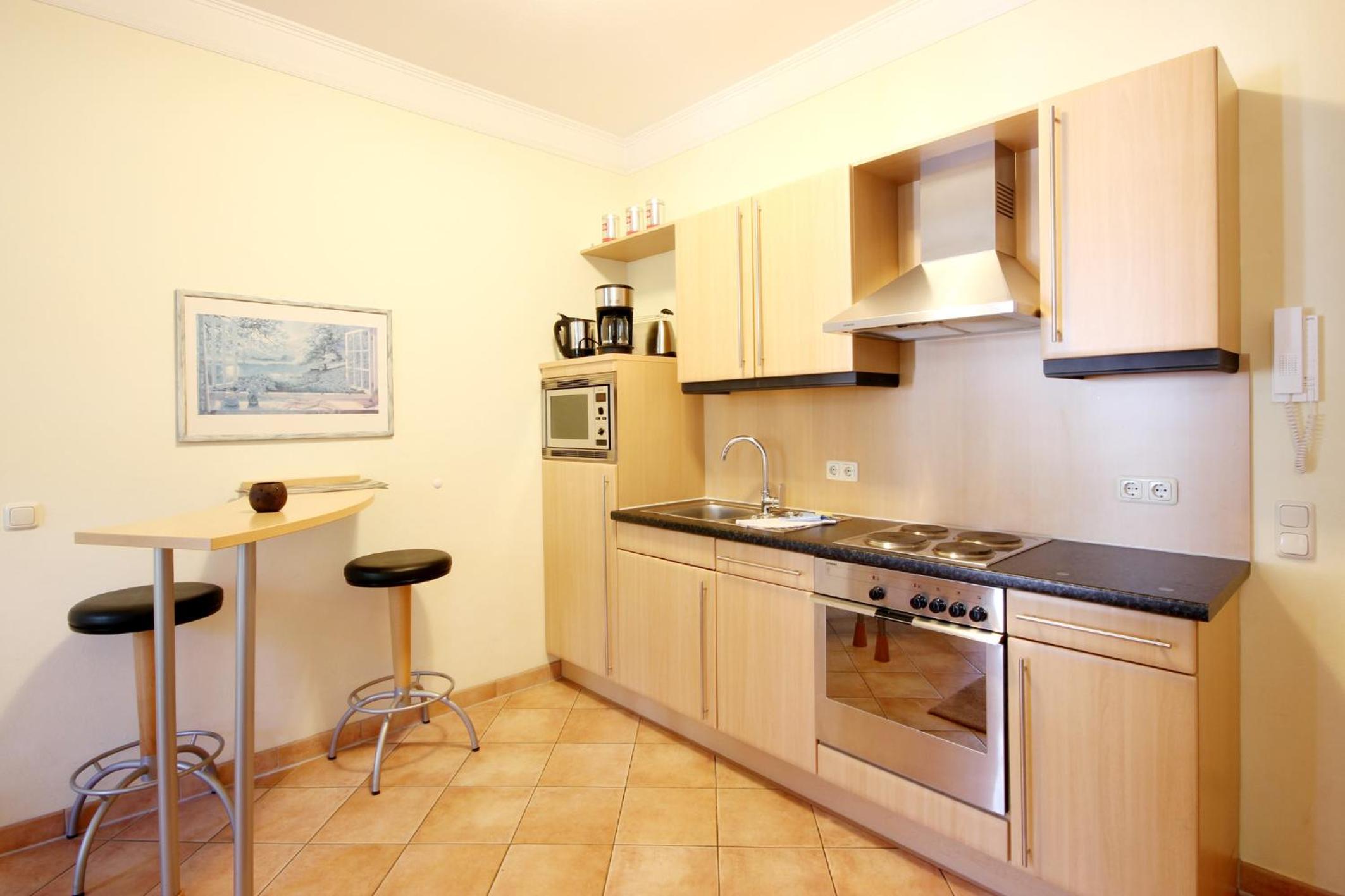 Apartment photo 3