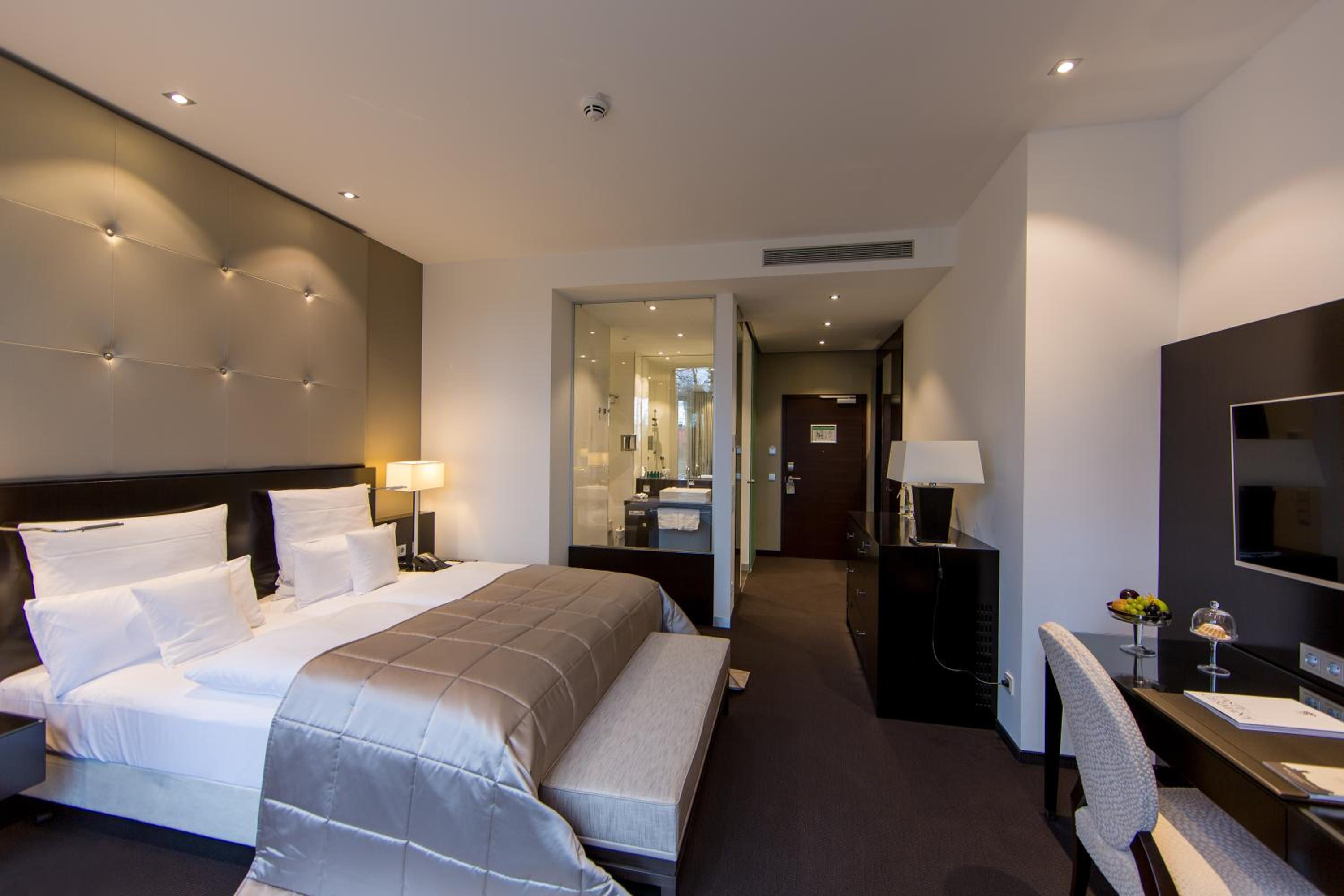 Classic Double Room - Photo 7