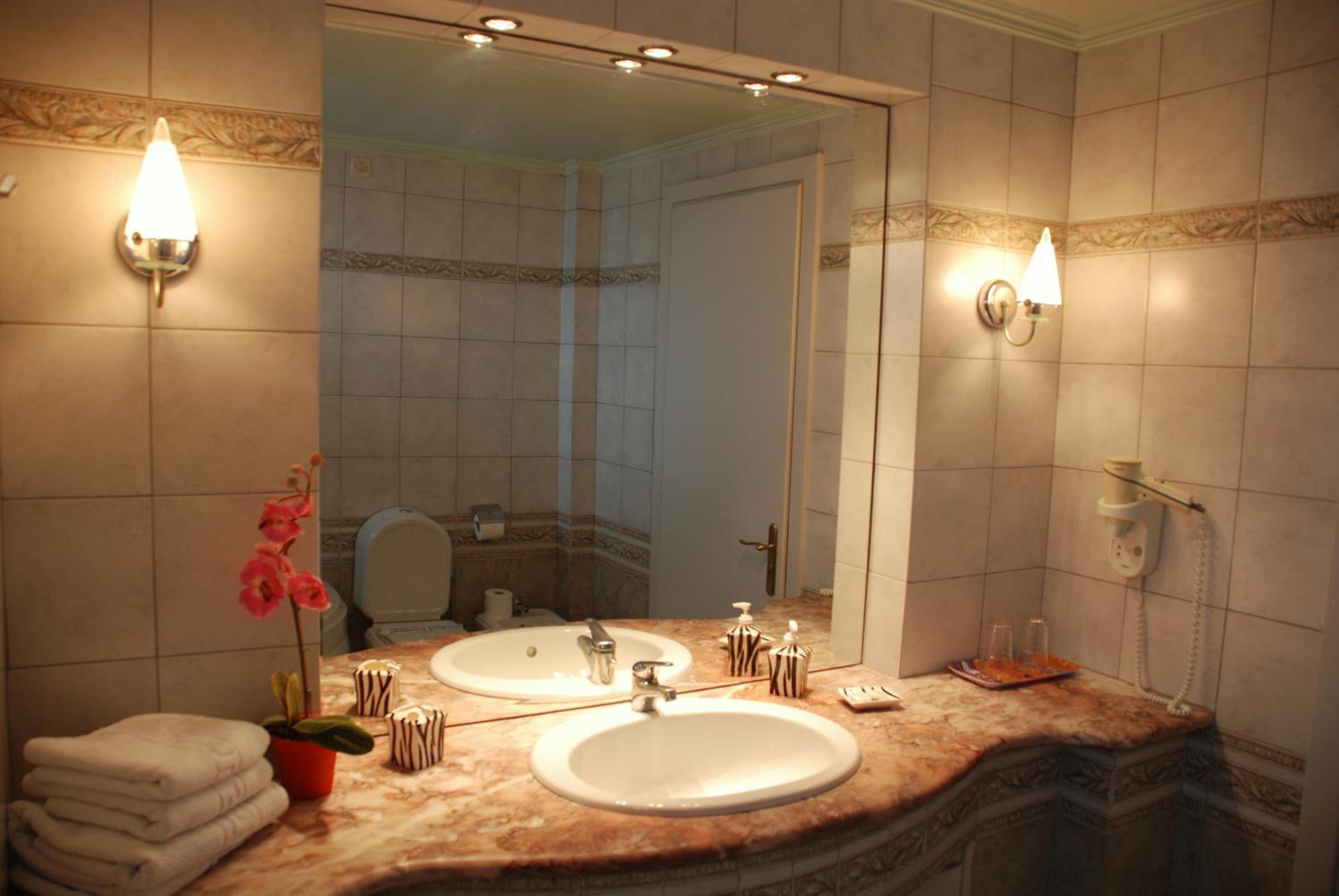 Junior Suite - Photo 11