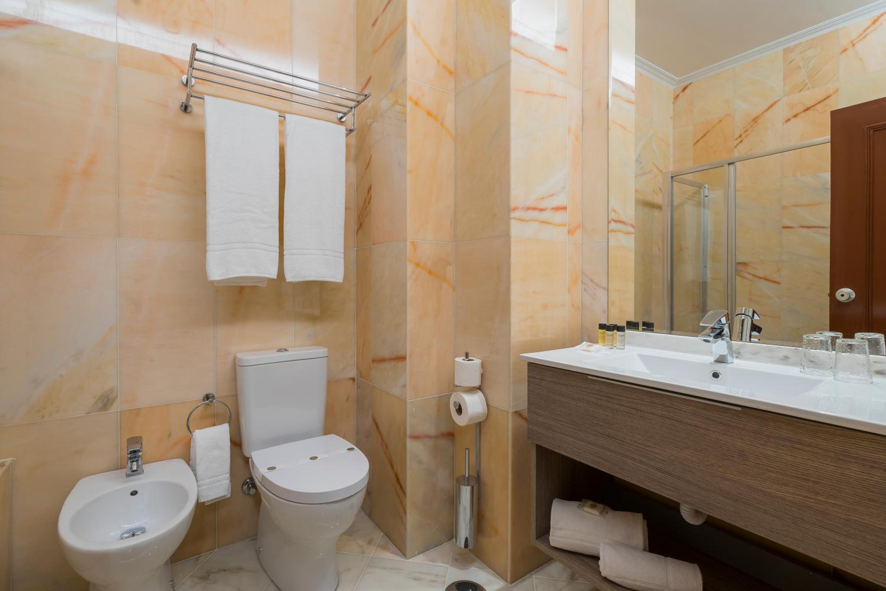 Triple Room - Photo 4