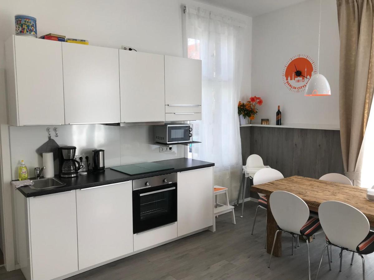 Three-Bedroom Apartment - Upper Floor photo 2