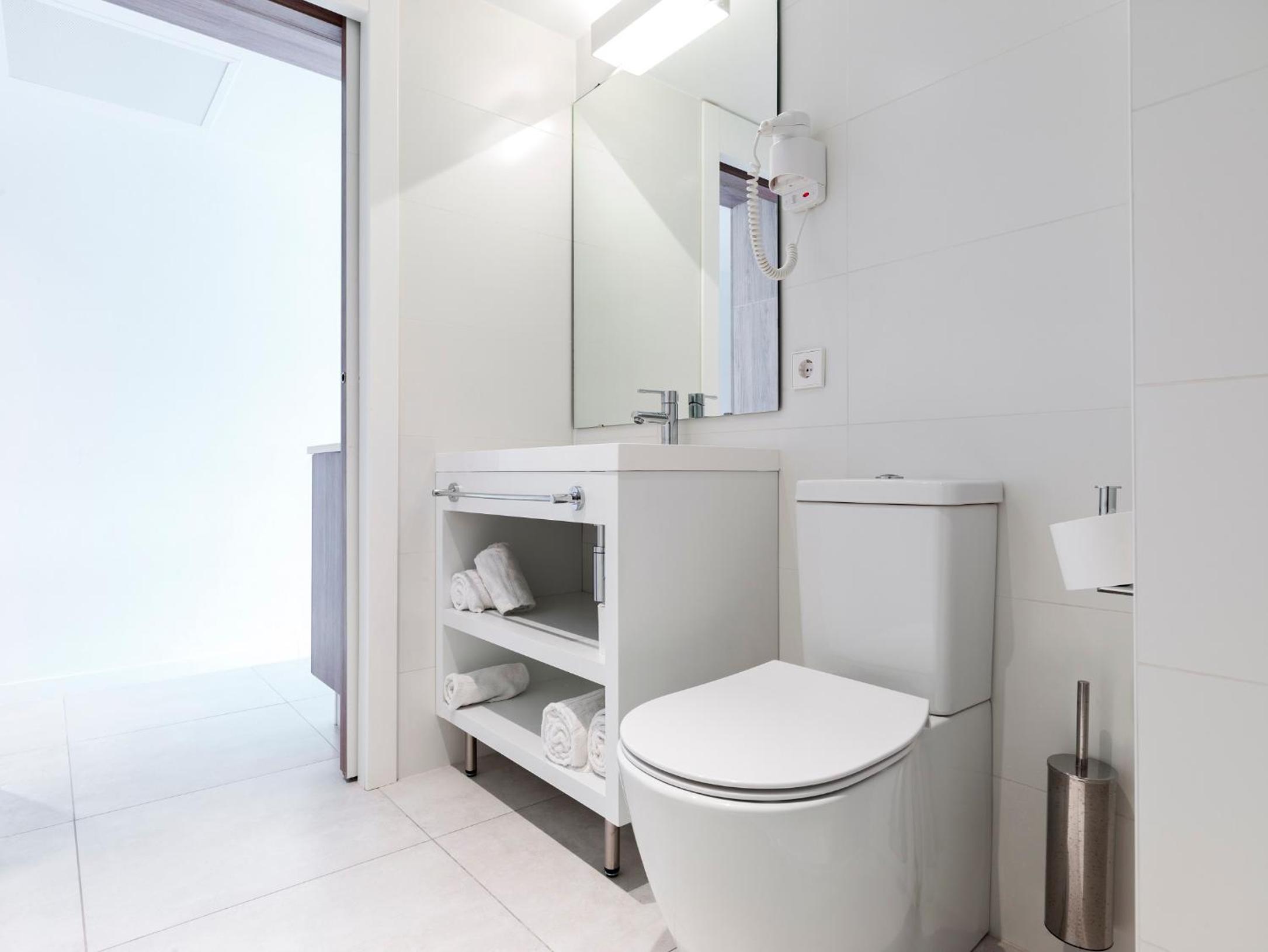 Premium Apartment - Ground Floor - Photo 12