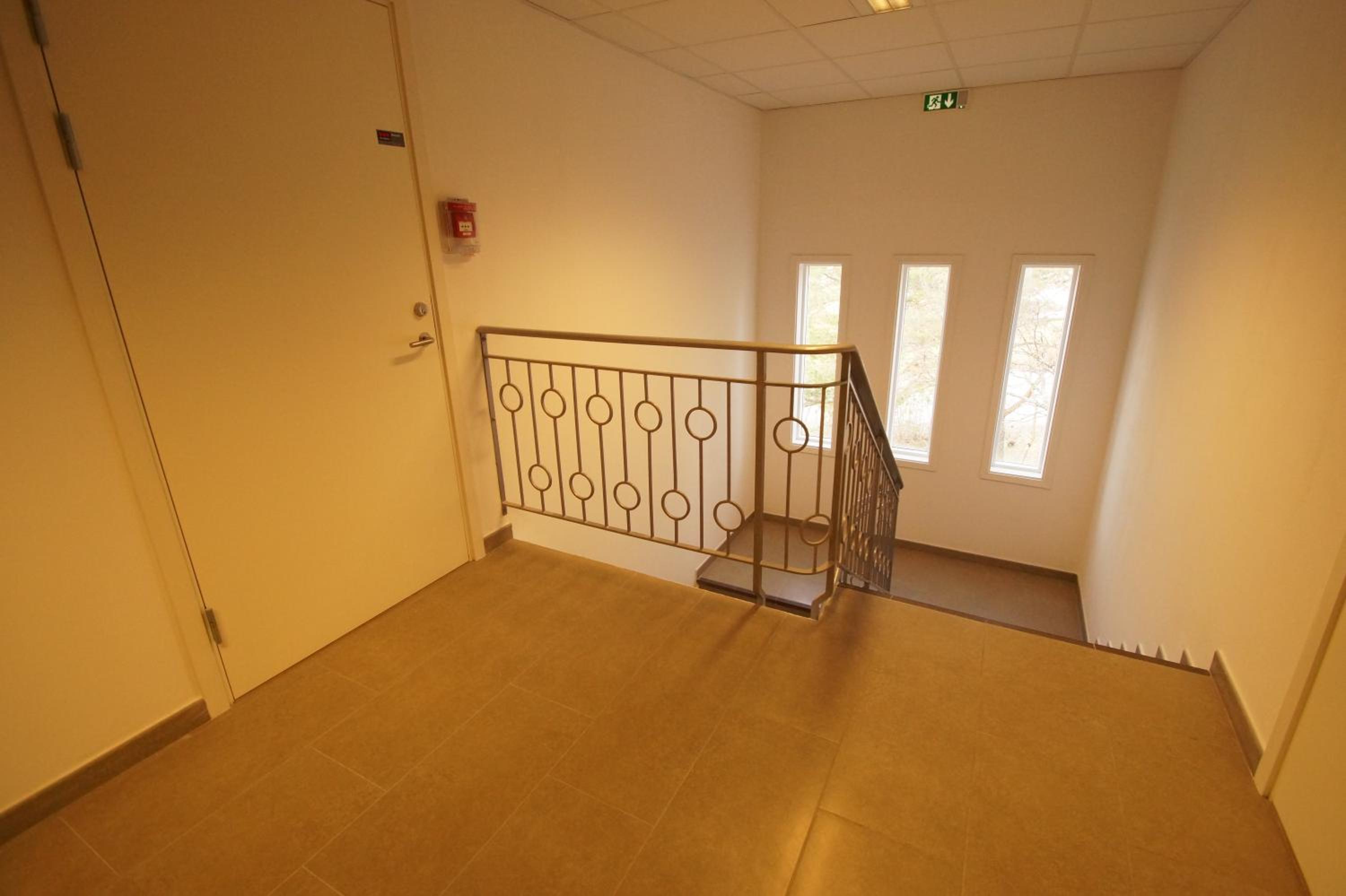 Single Room with Shared Bathroom photo 3