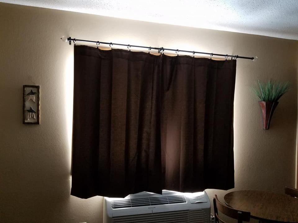 Standard Queen Room - Photo 9