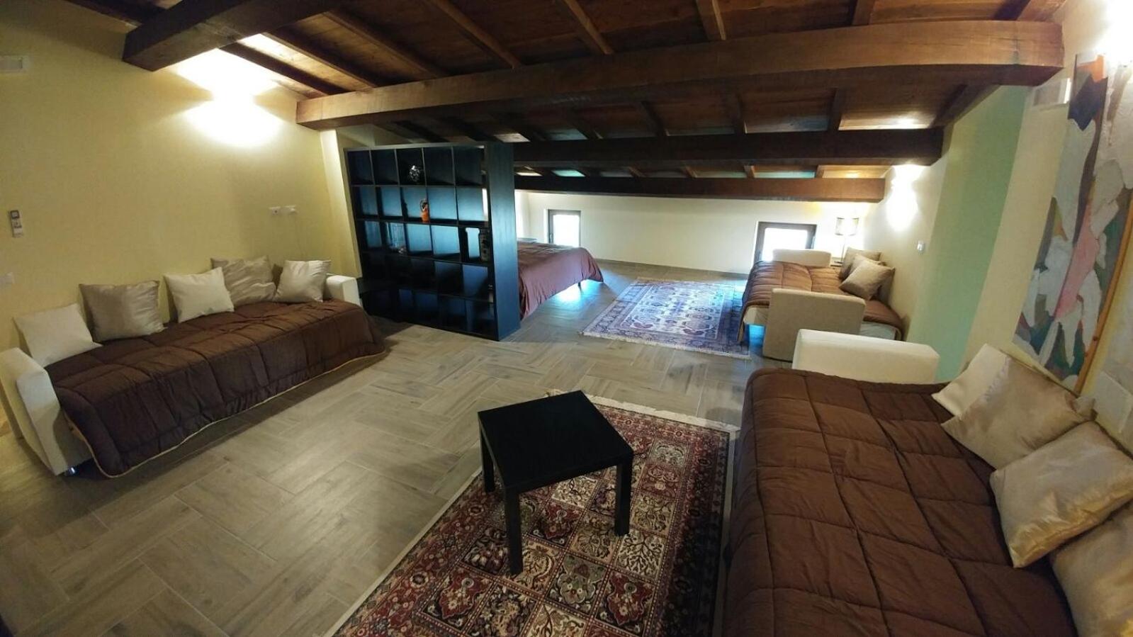 Family Room with Bathroom photo 2