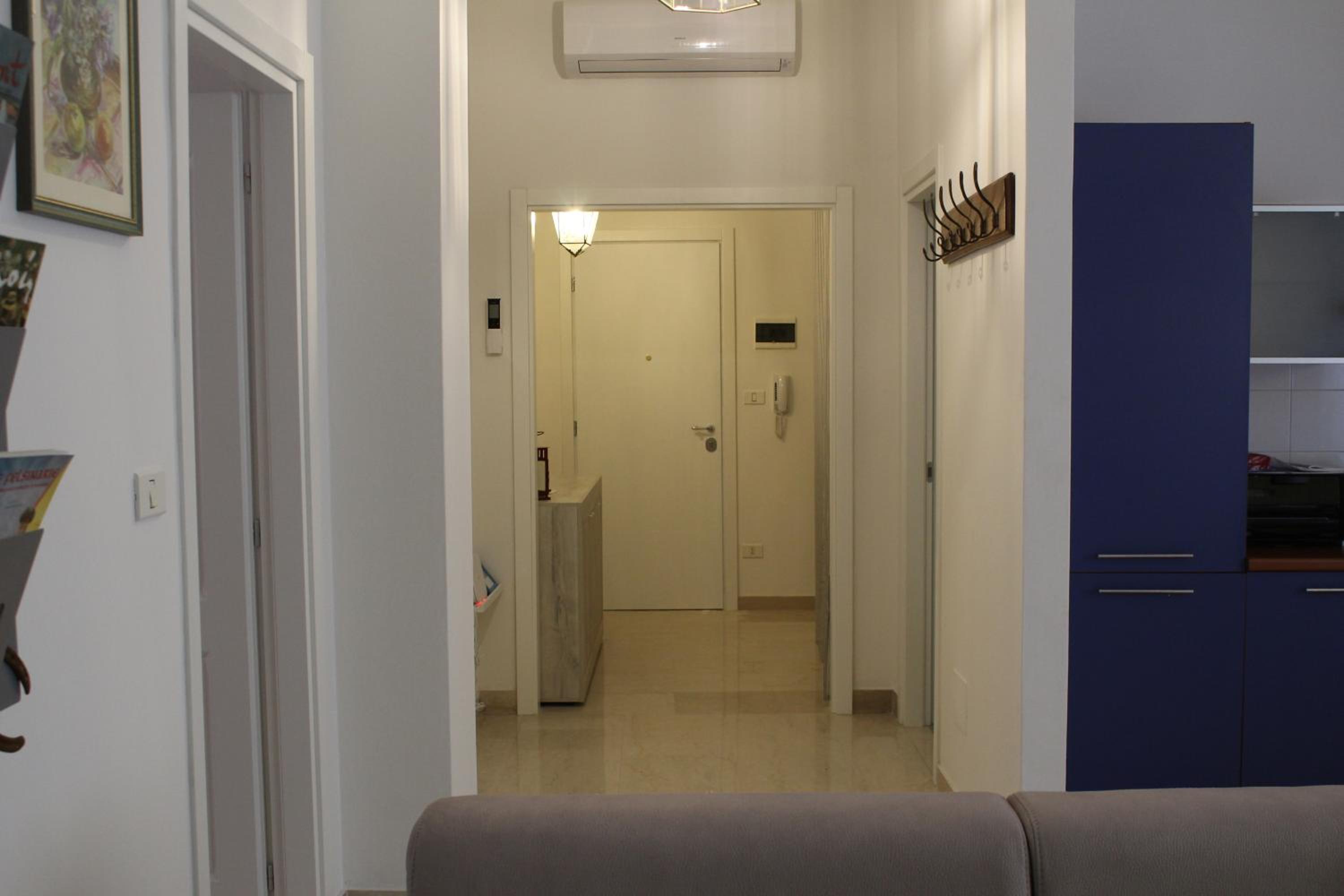 Two-Bedroom Apartment - Photo 16