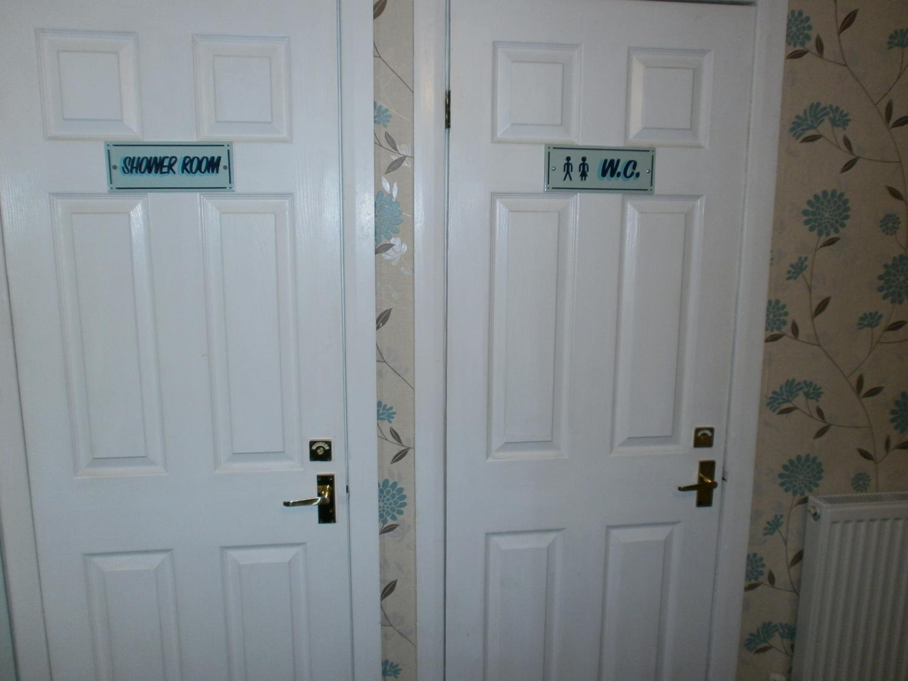 Double or Twin Room with Shared Shower photo 2