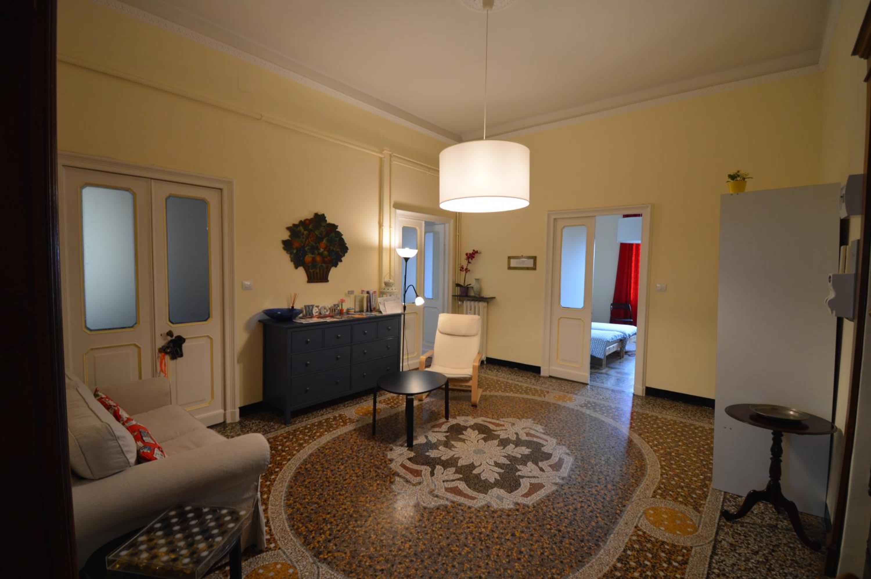 Apartment with Sea View - Photo 11