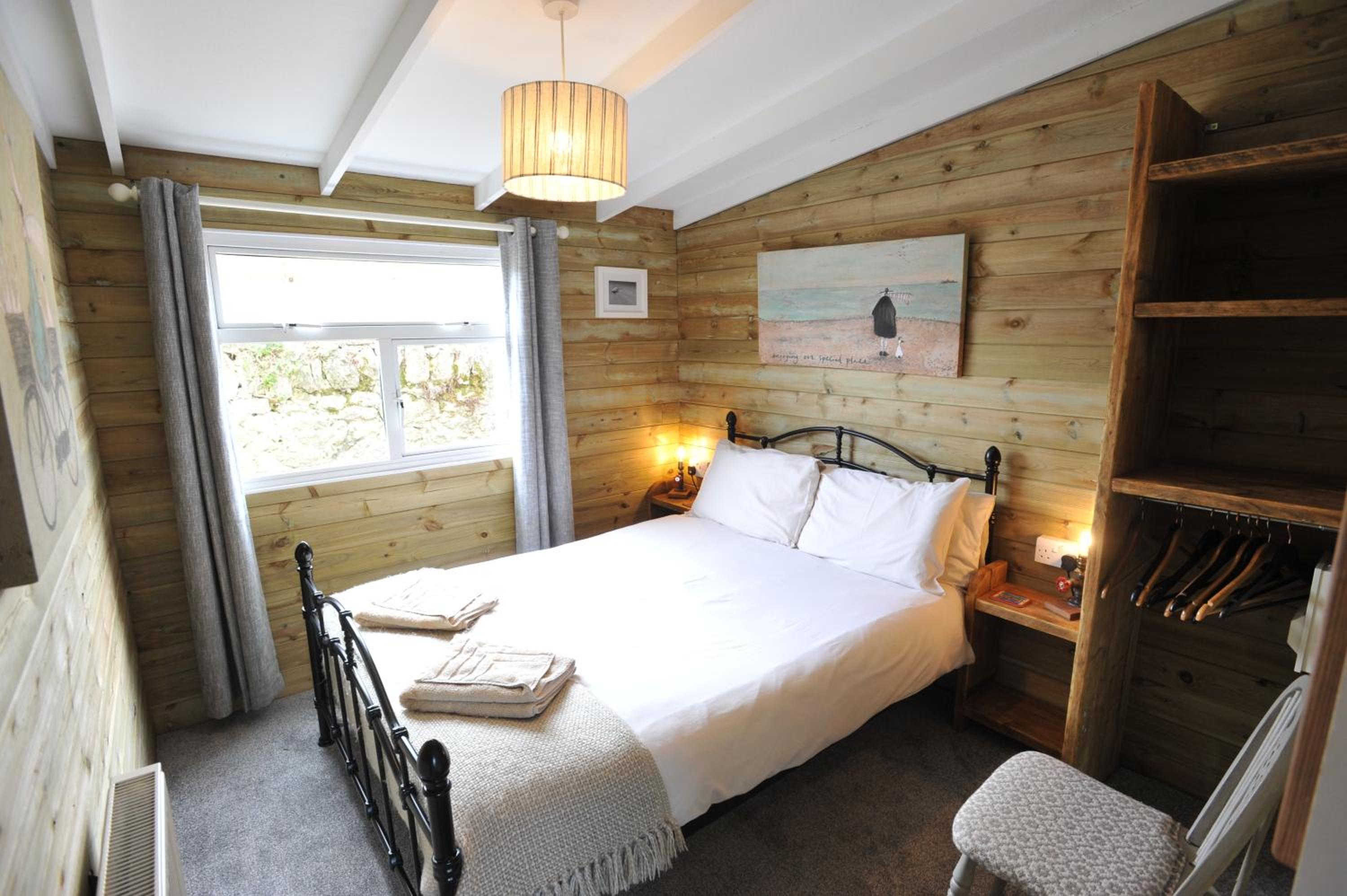 Dog Friendly Chalet photo 1