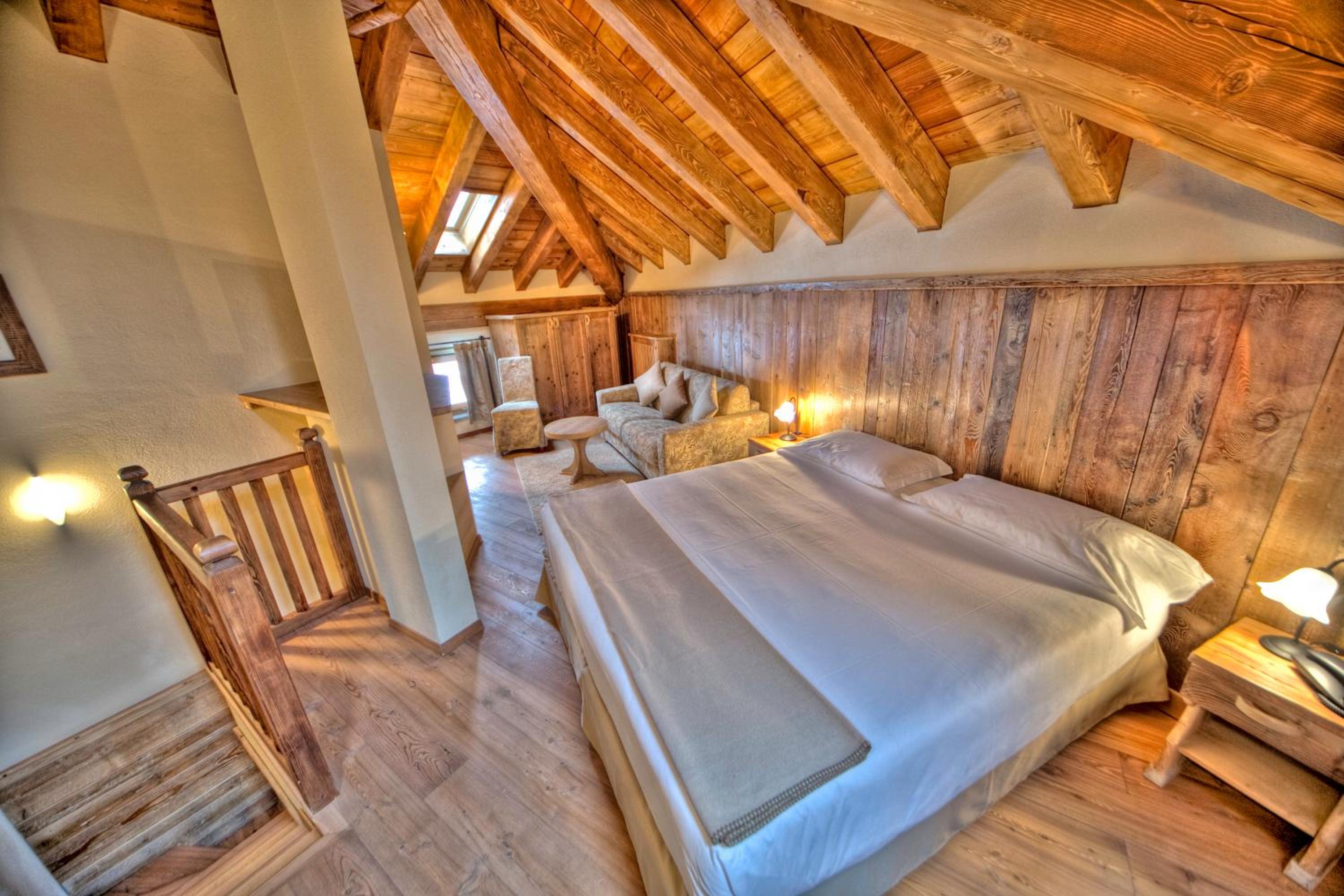 Suite - Split Level photo 1