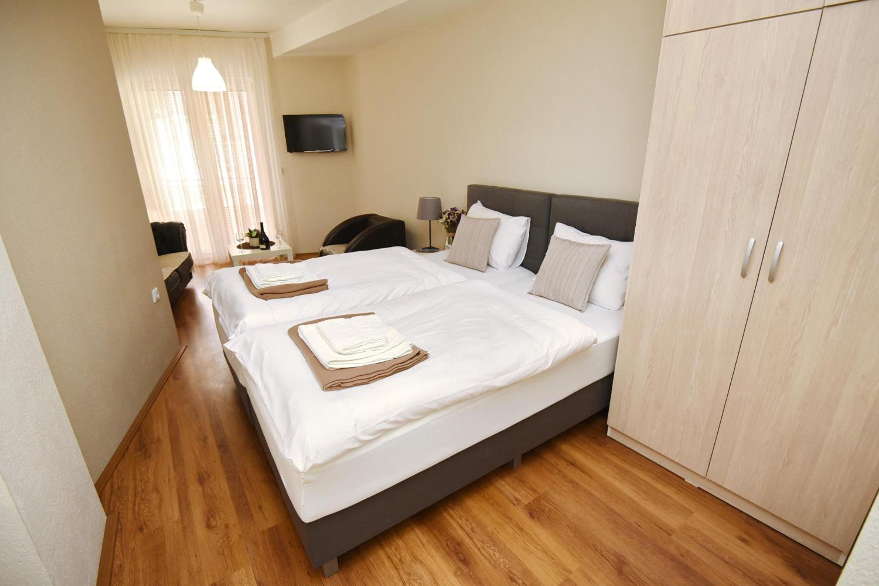 One-Bedroom Villa