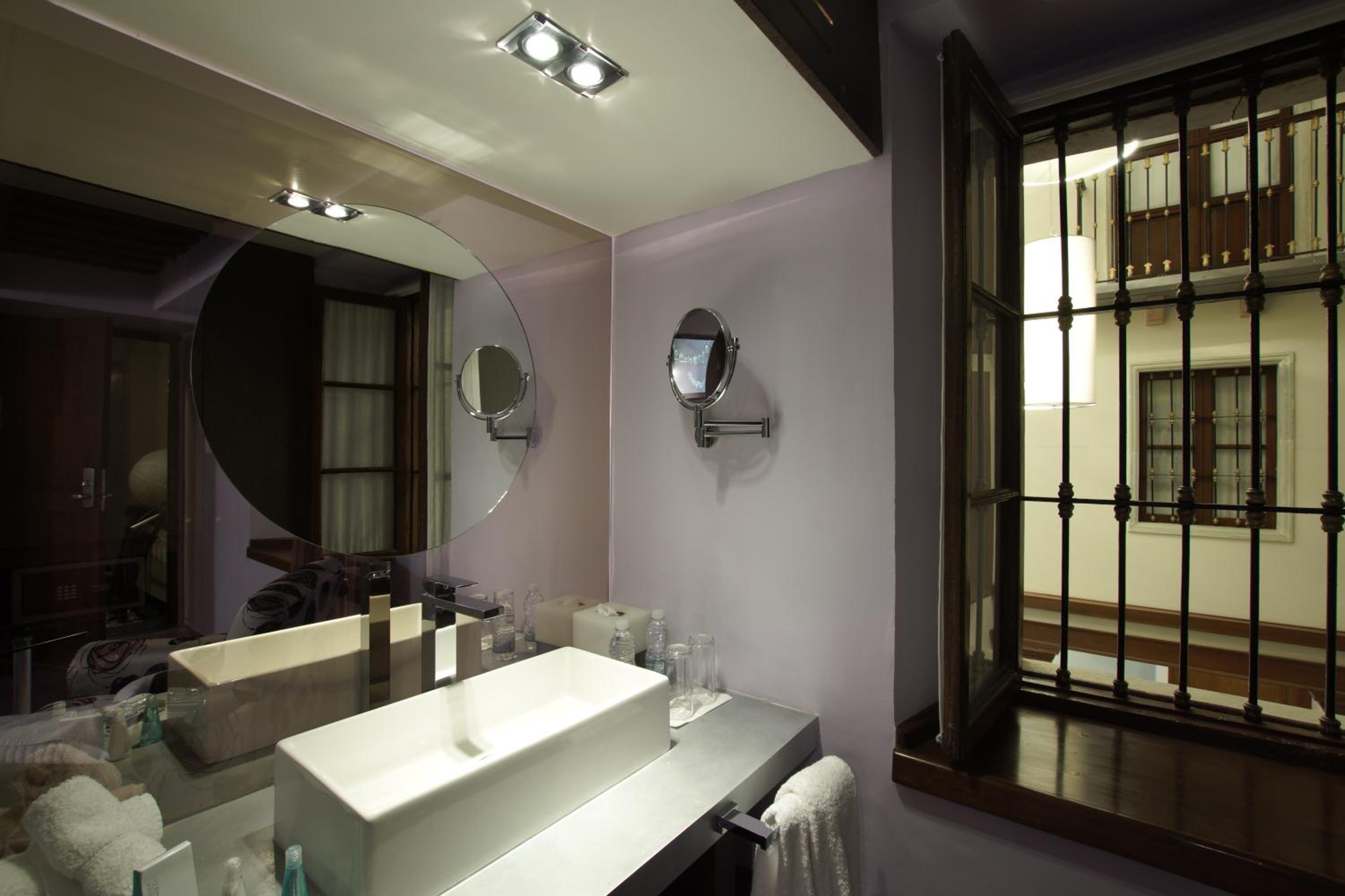 Deluxe King Room - Aranza - Photo 3