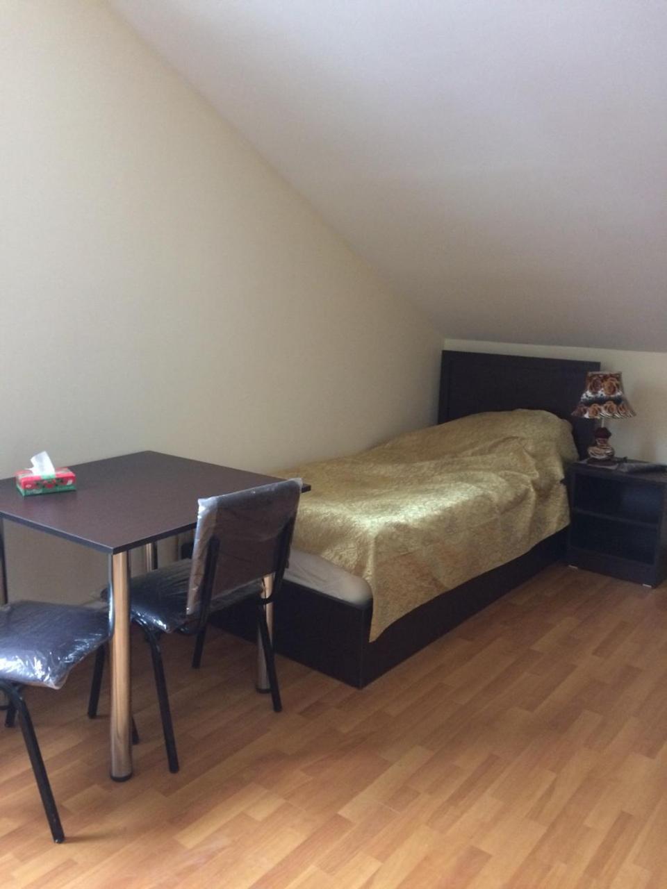 Twin Room With Bathroom photo 3