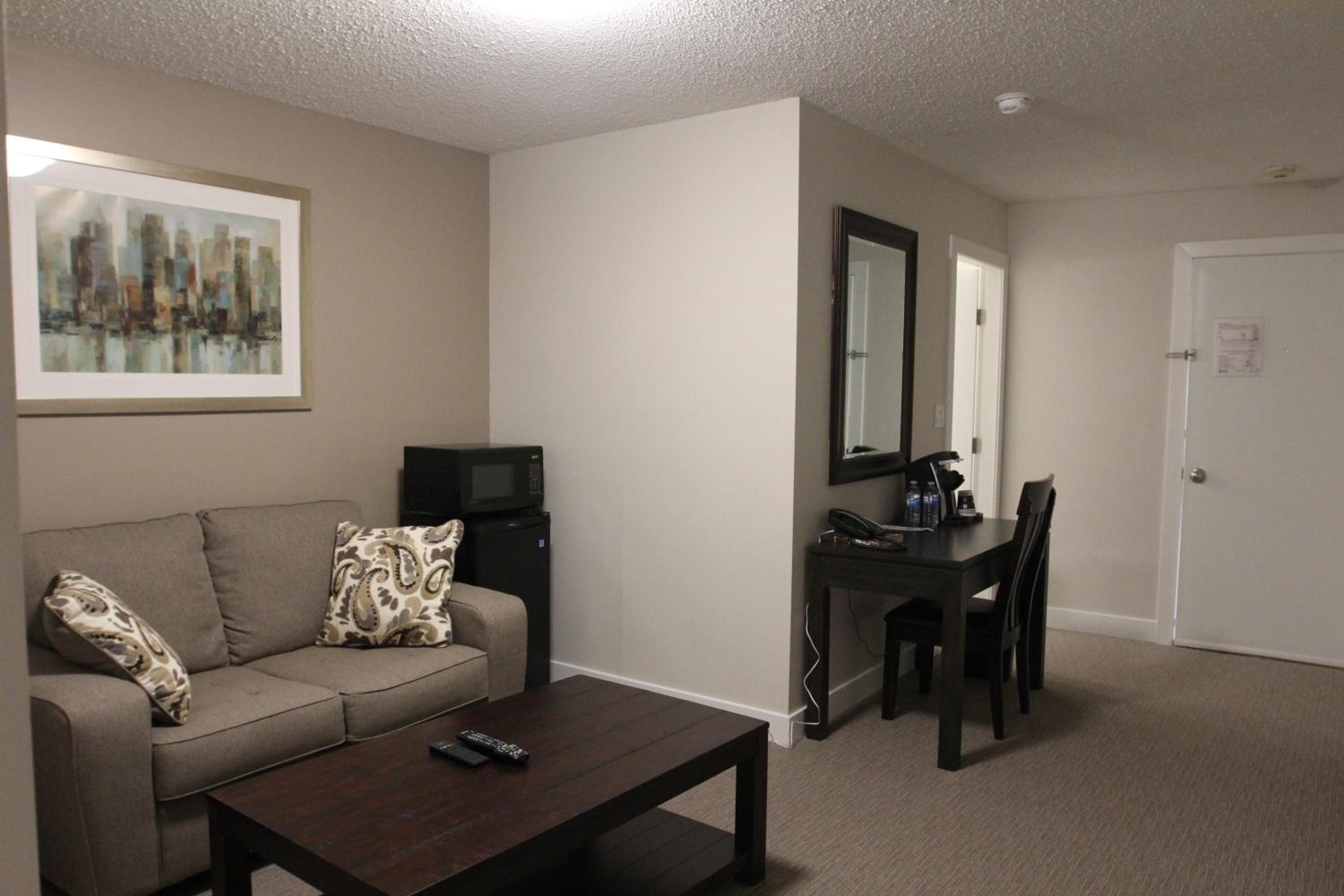 Queen Suite photo 1