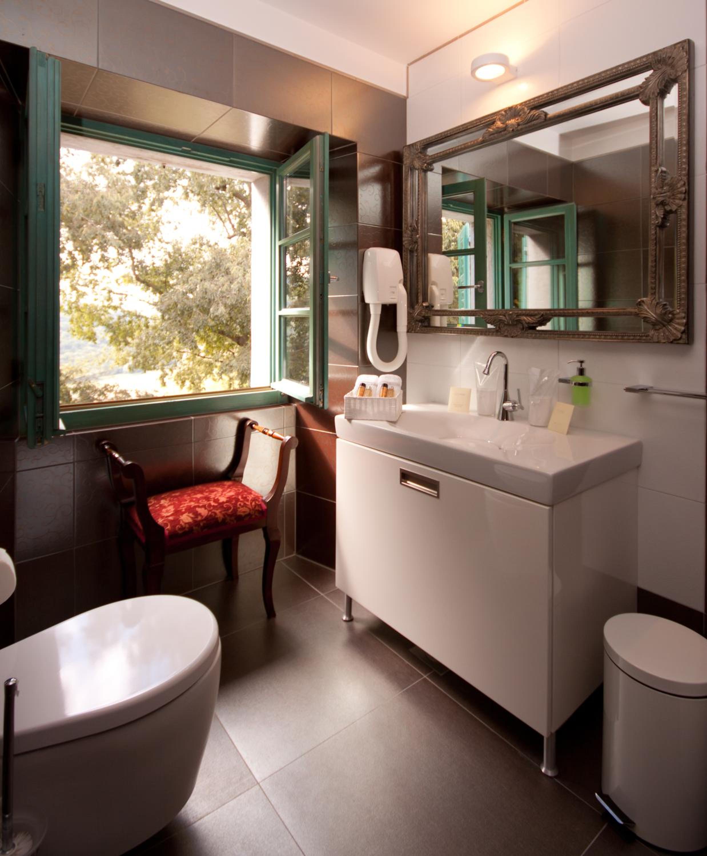 Superior Double or Twin Room - Photo 2