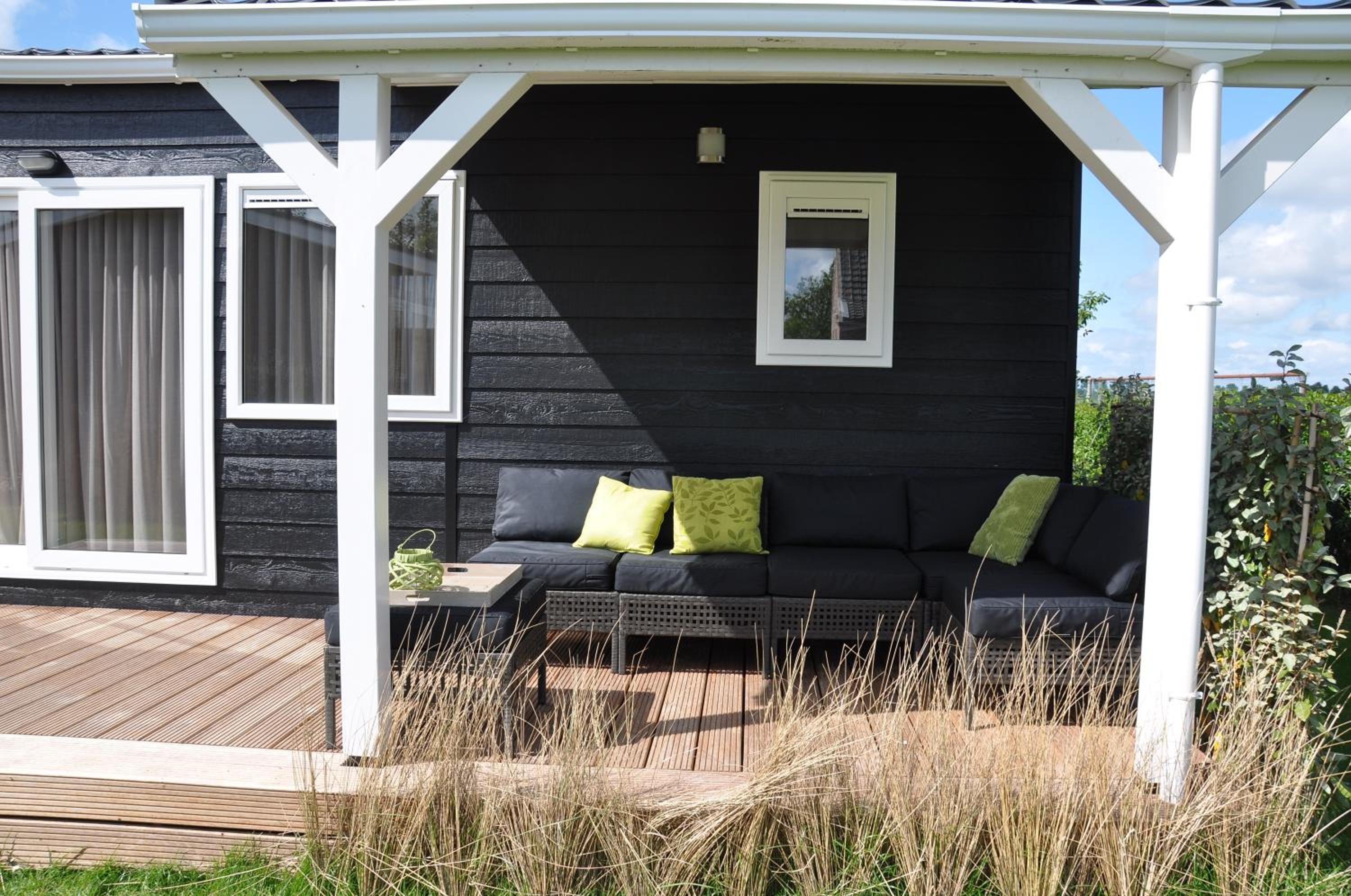 Three-Bedroom Chalet photo 1