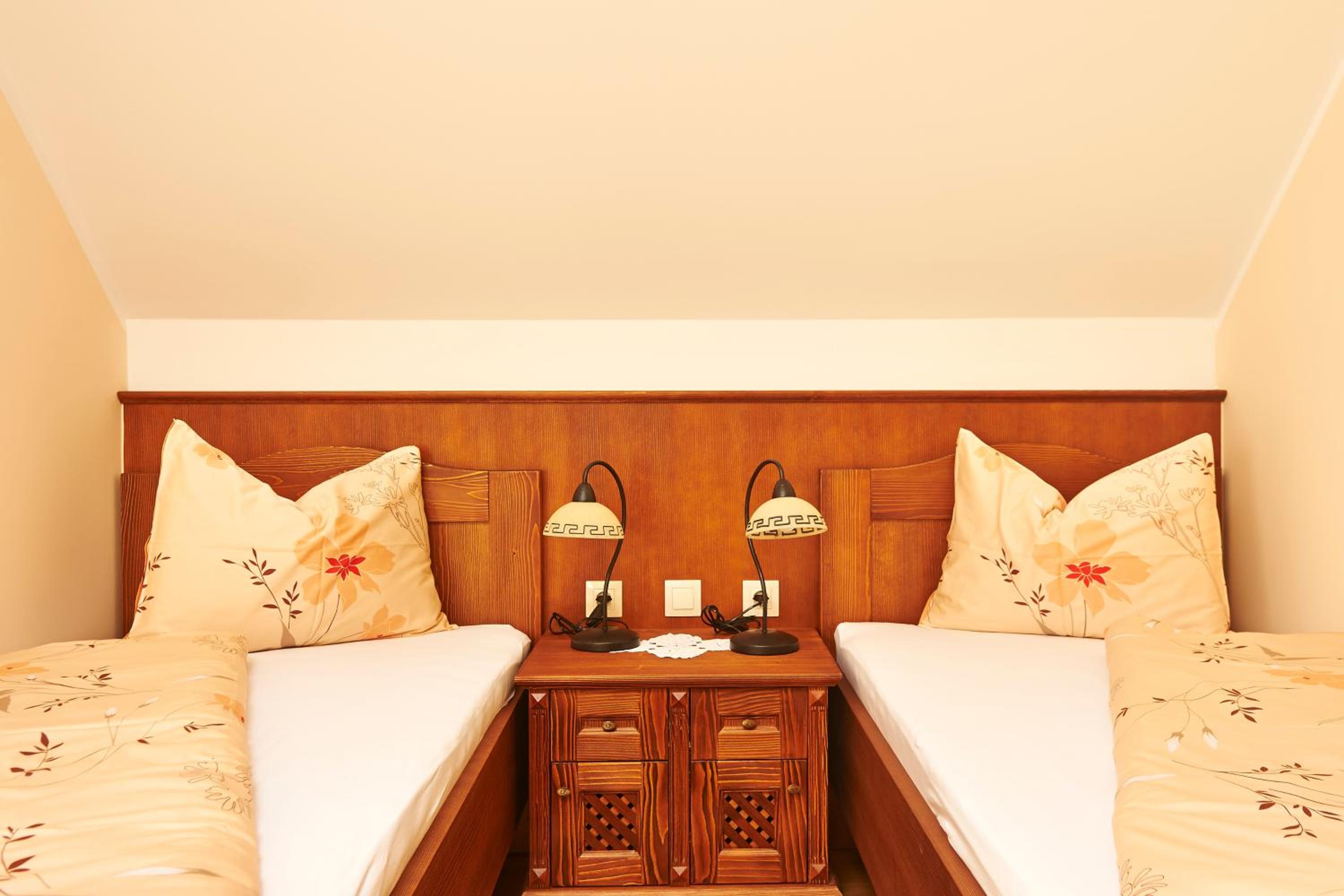 Family Suite with Balcony - Photo 1