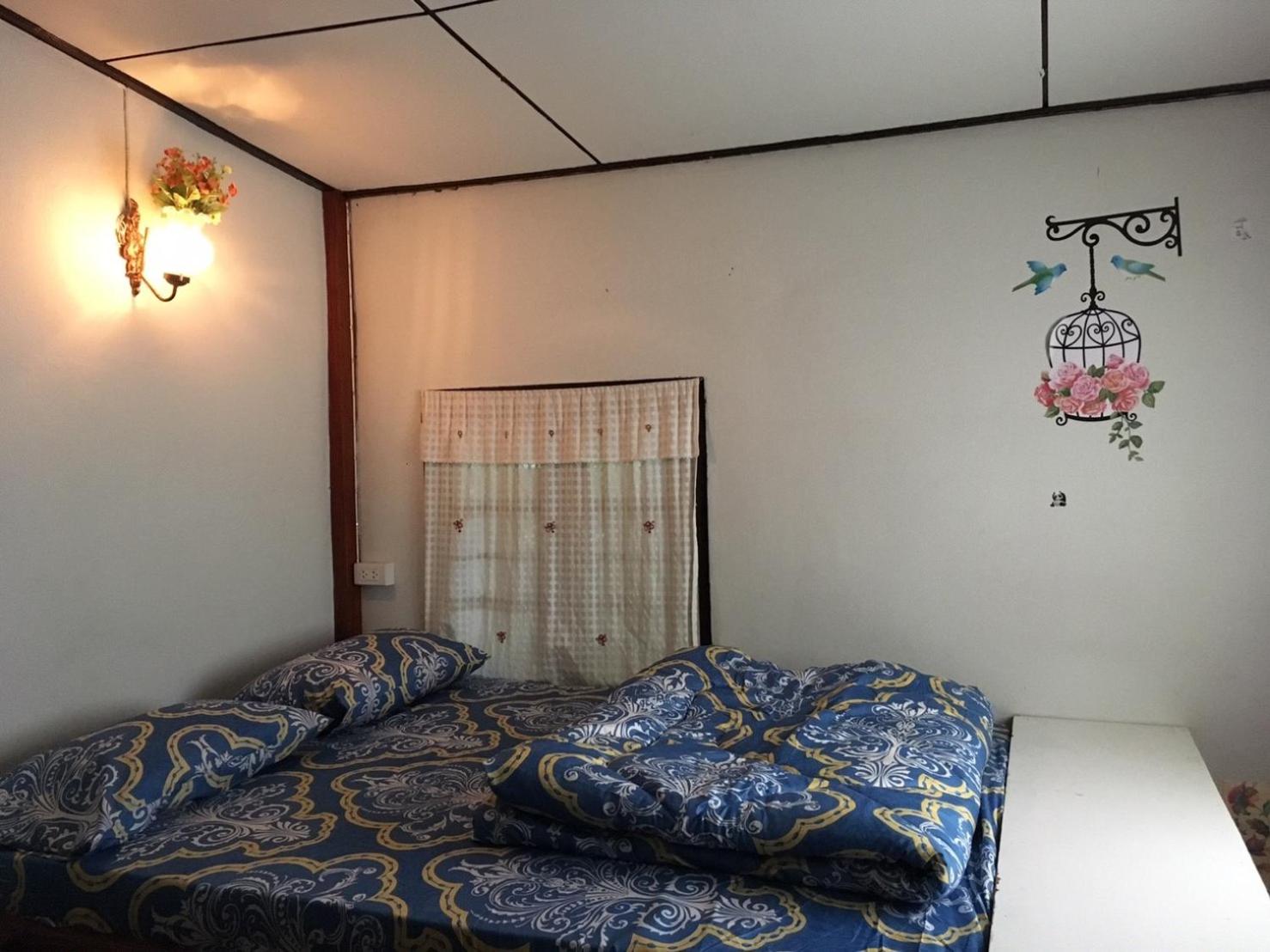 Bed in 6-Bed Mixed Dormitory Room photo 3