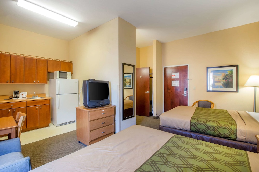 Efficiency, Suite, 2 Queen Beds, Non Smoking - Photo 4