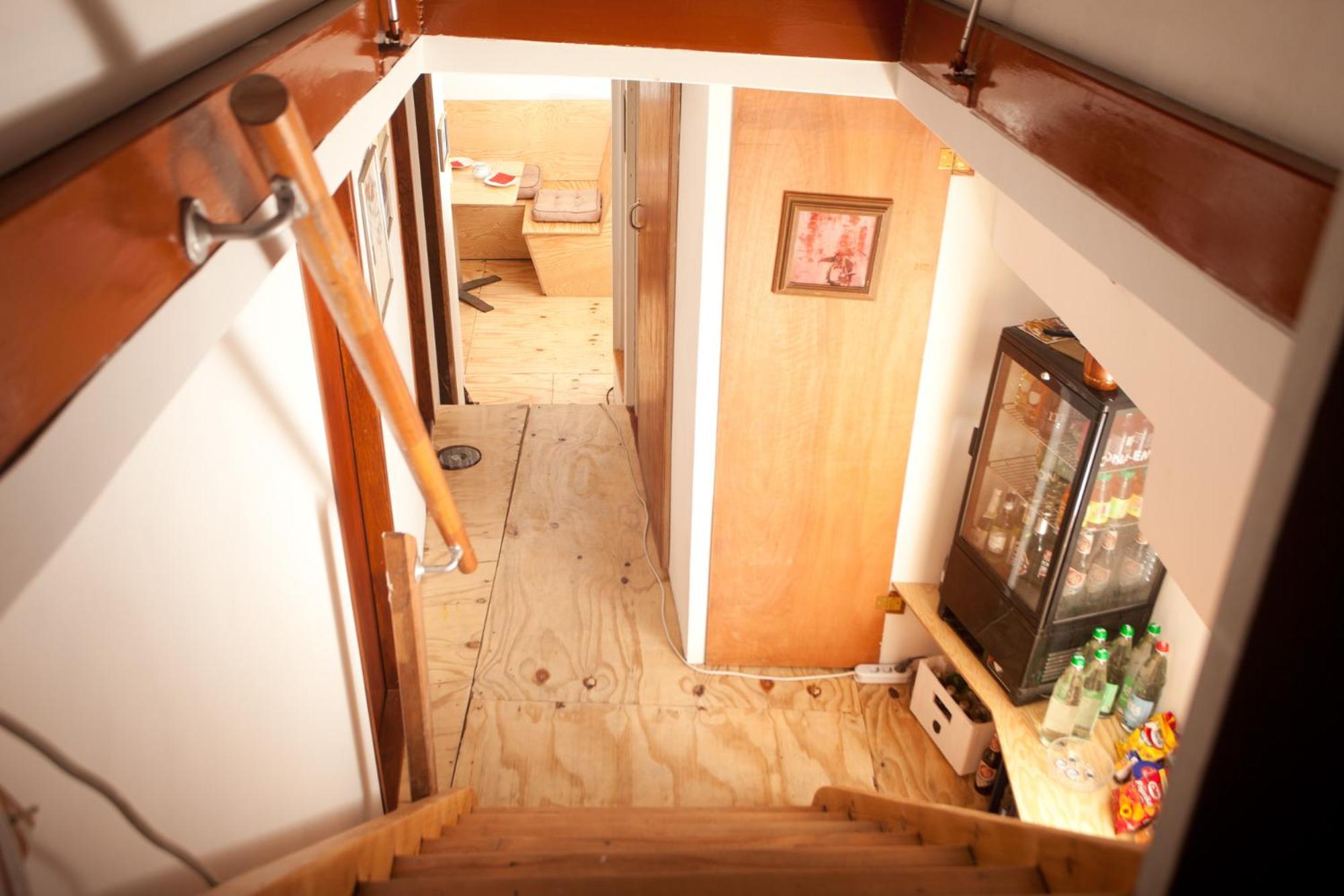 Double Room with Extra Bed and Shared Bathroom photo 3