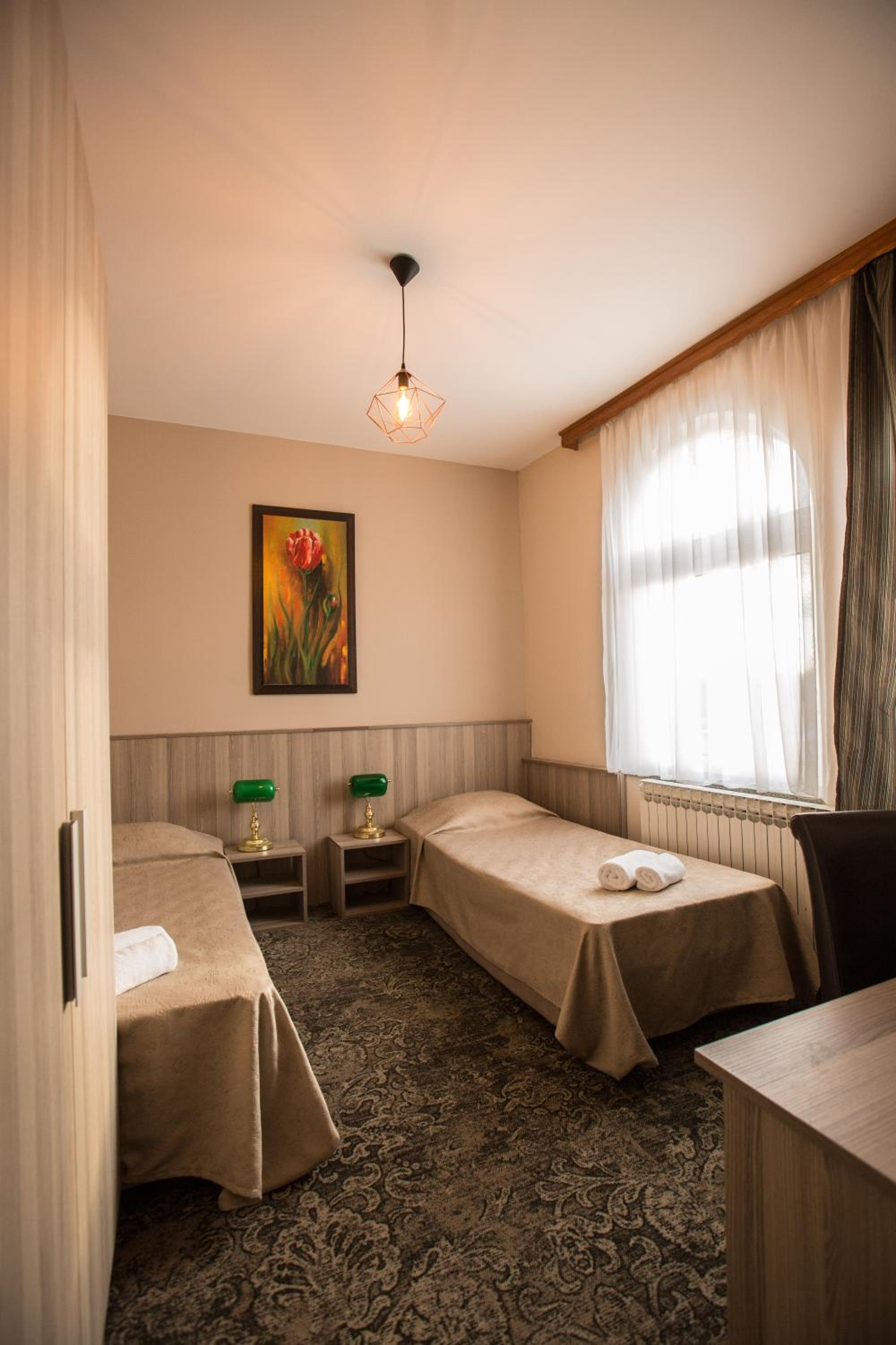 Double or Twin Room - Photo 18