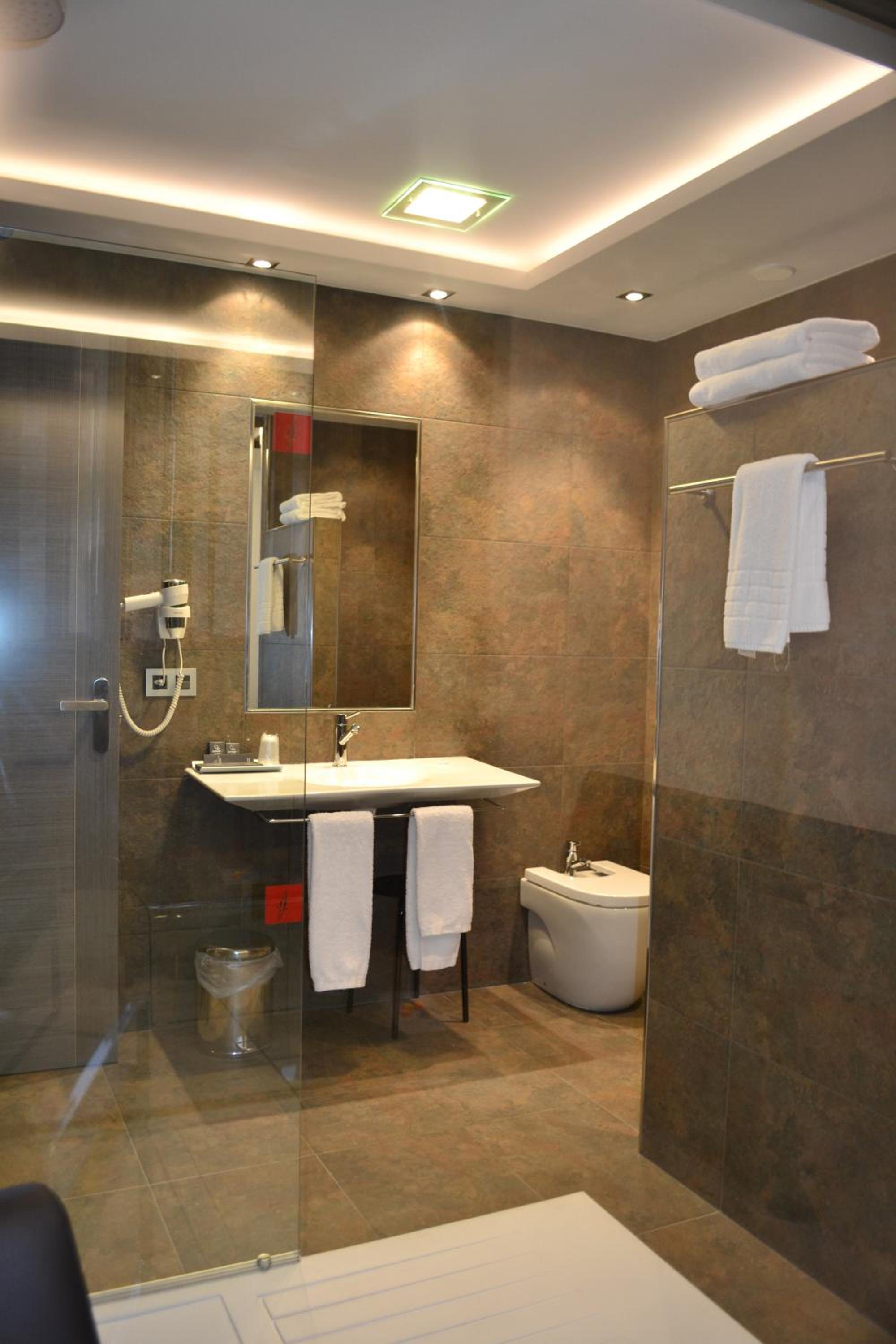 Superior Double Room photo 2