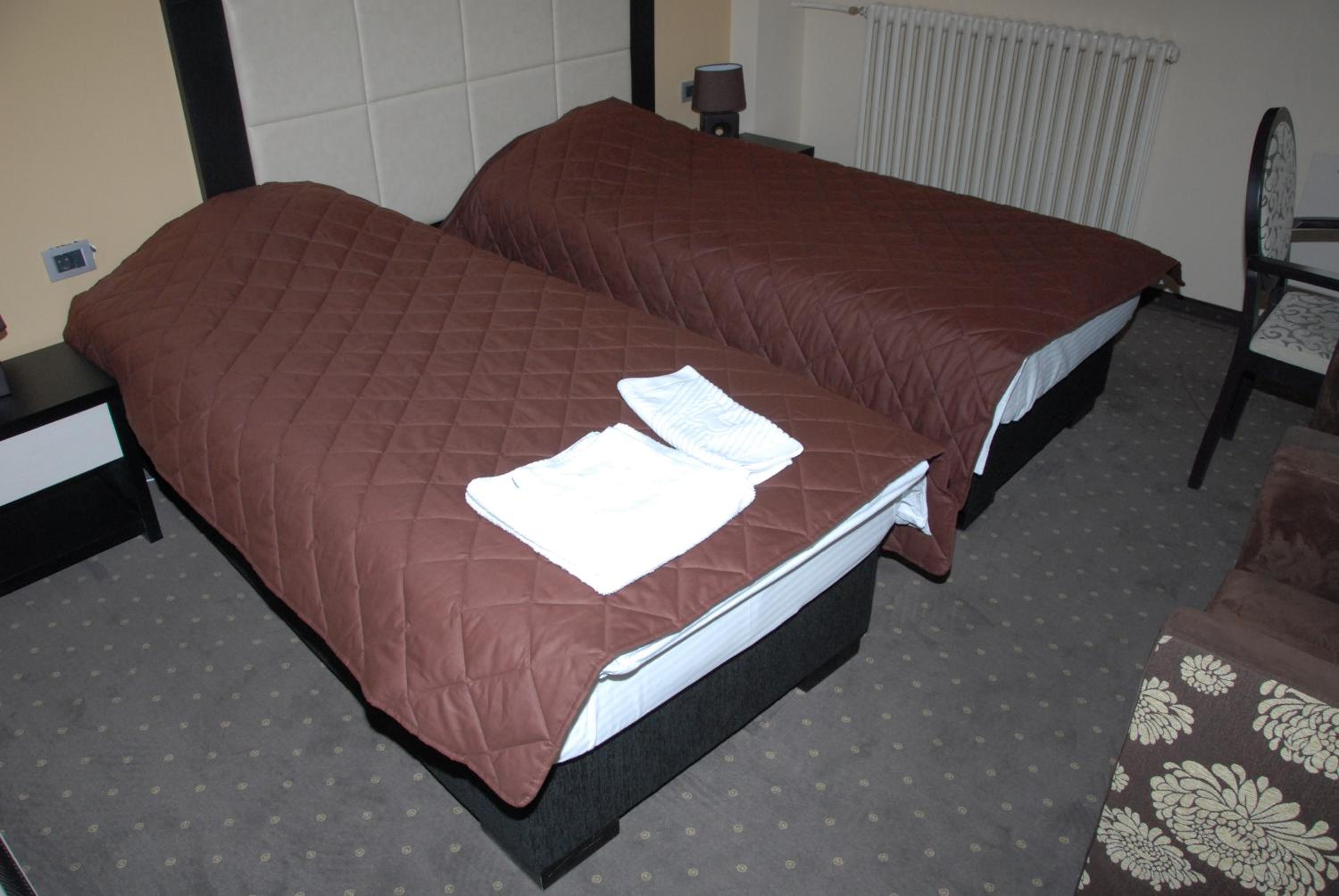 Double or Twin Room photo 2
